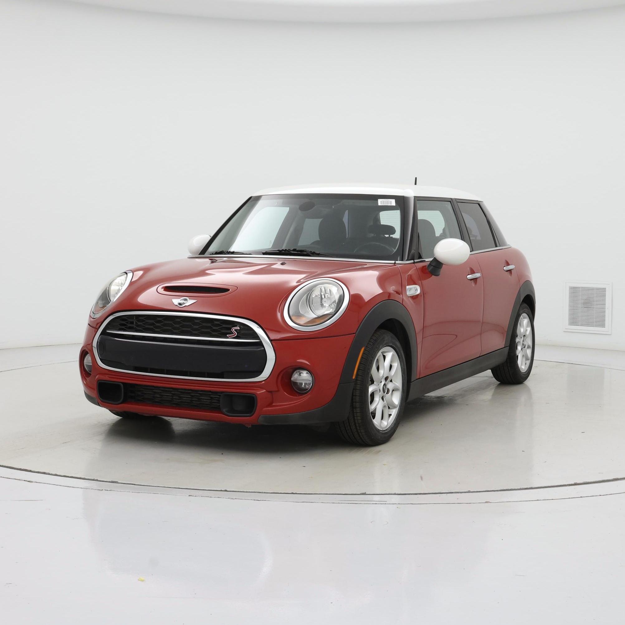 Thumbnail: 2017 MINI Cooper Hardtop - 4