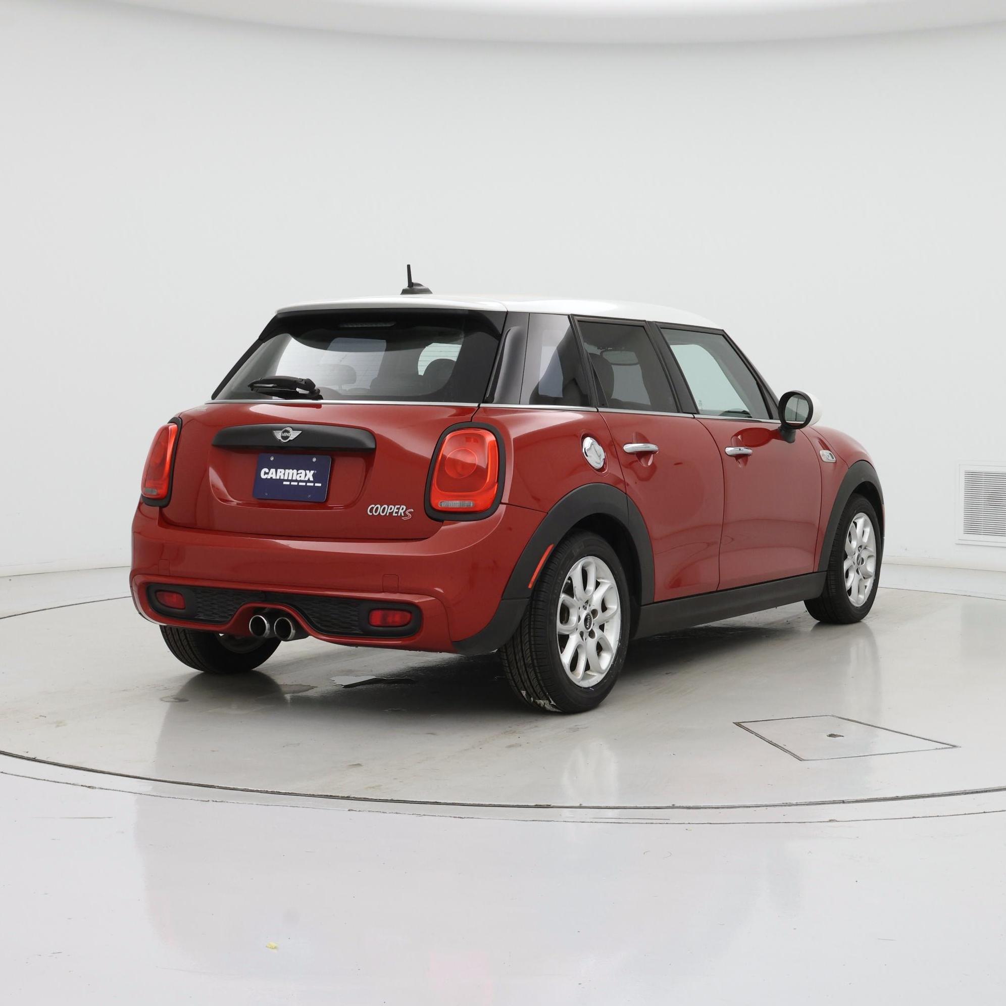 Thumbnail: 2017 MINI Cooper Hardtop - 8