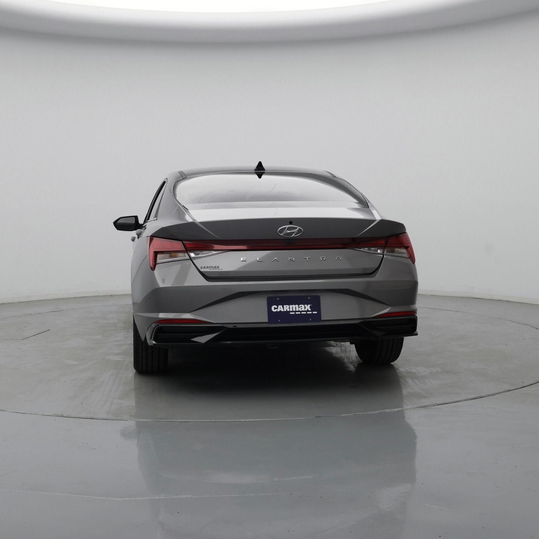 Thumbnail: 2022 Hyundai Elantra - 6