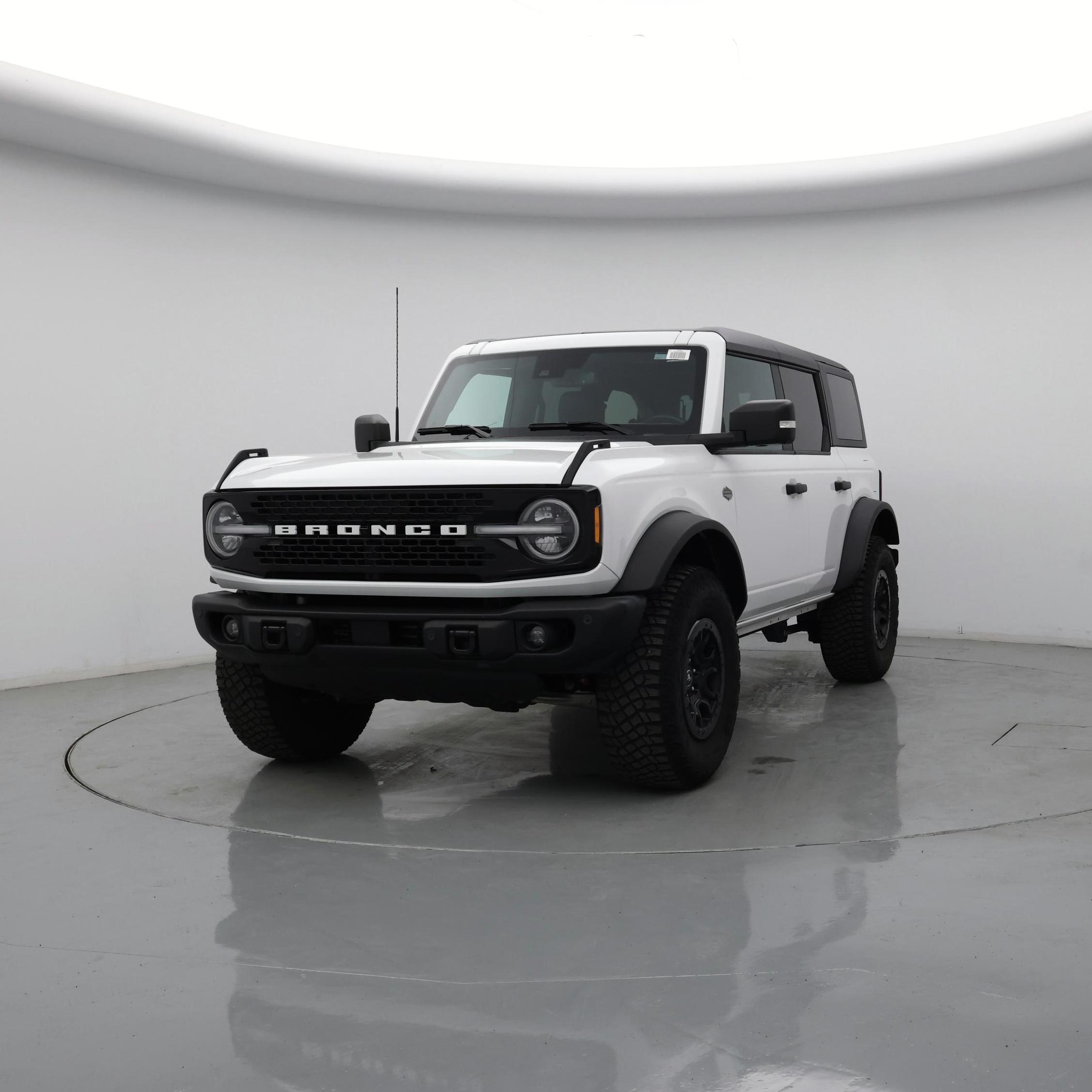 Thumbnail: 2023 Ford Bronco - 4