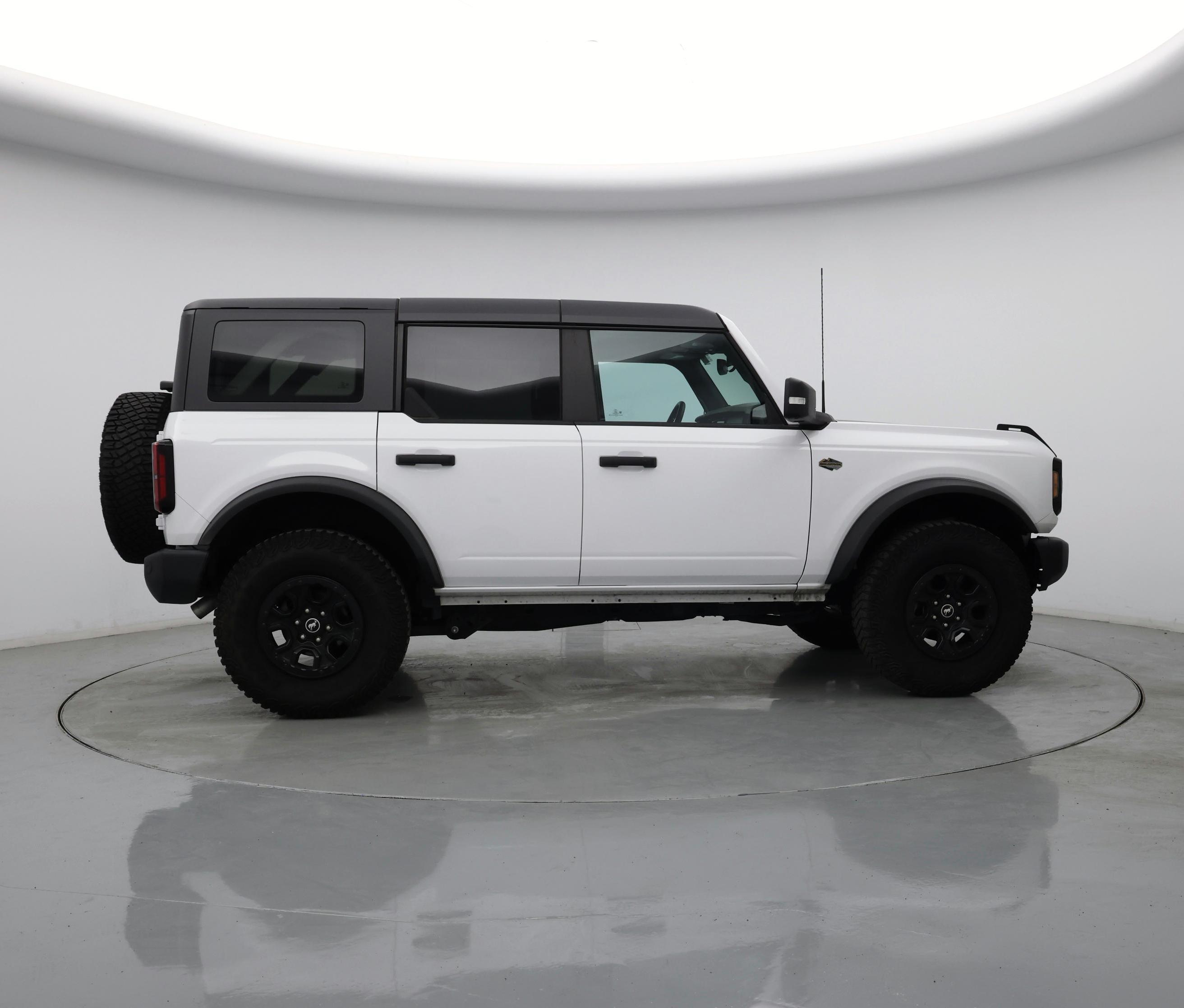 Thumbnail: 2023 Ford Bronco - 7