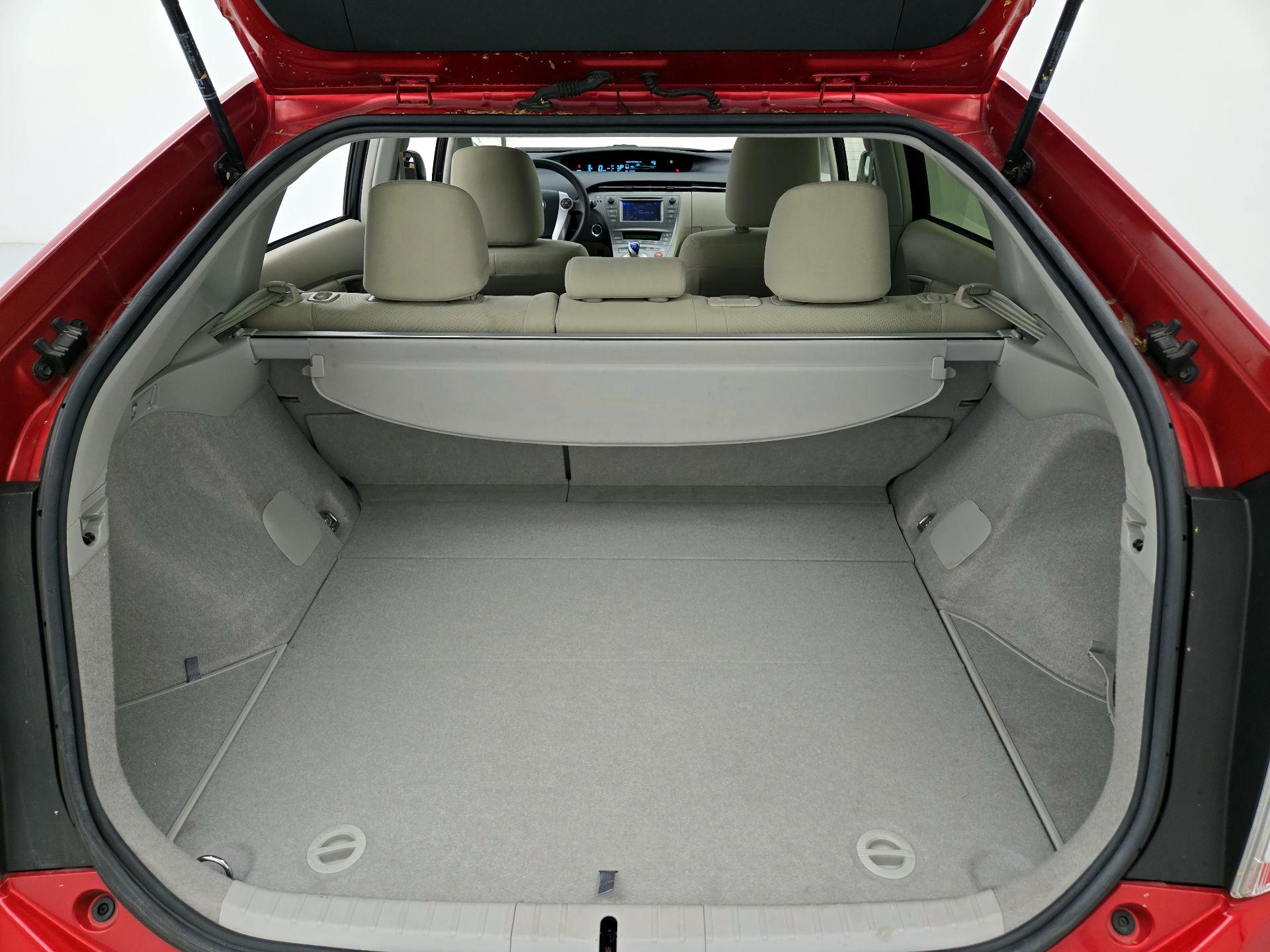 Thumbnail: 2014 Toyota Prius - 20