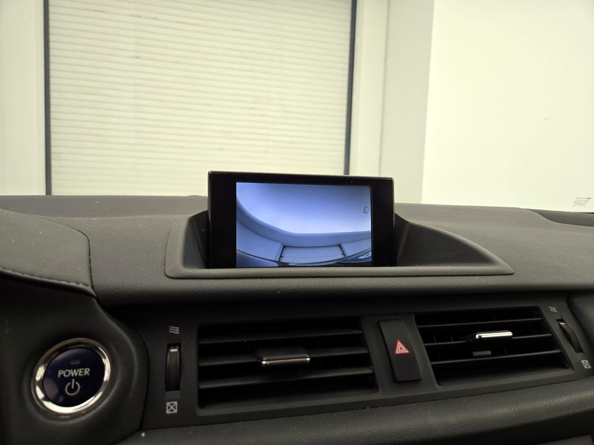 Thumbnail: 2014 Lexus CT - 15