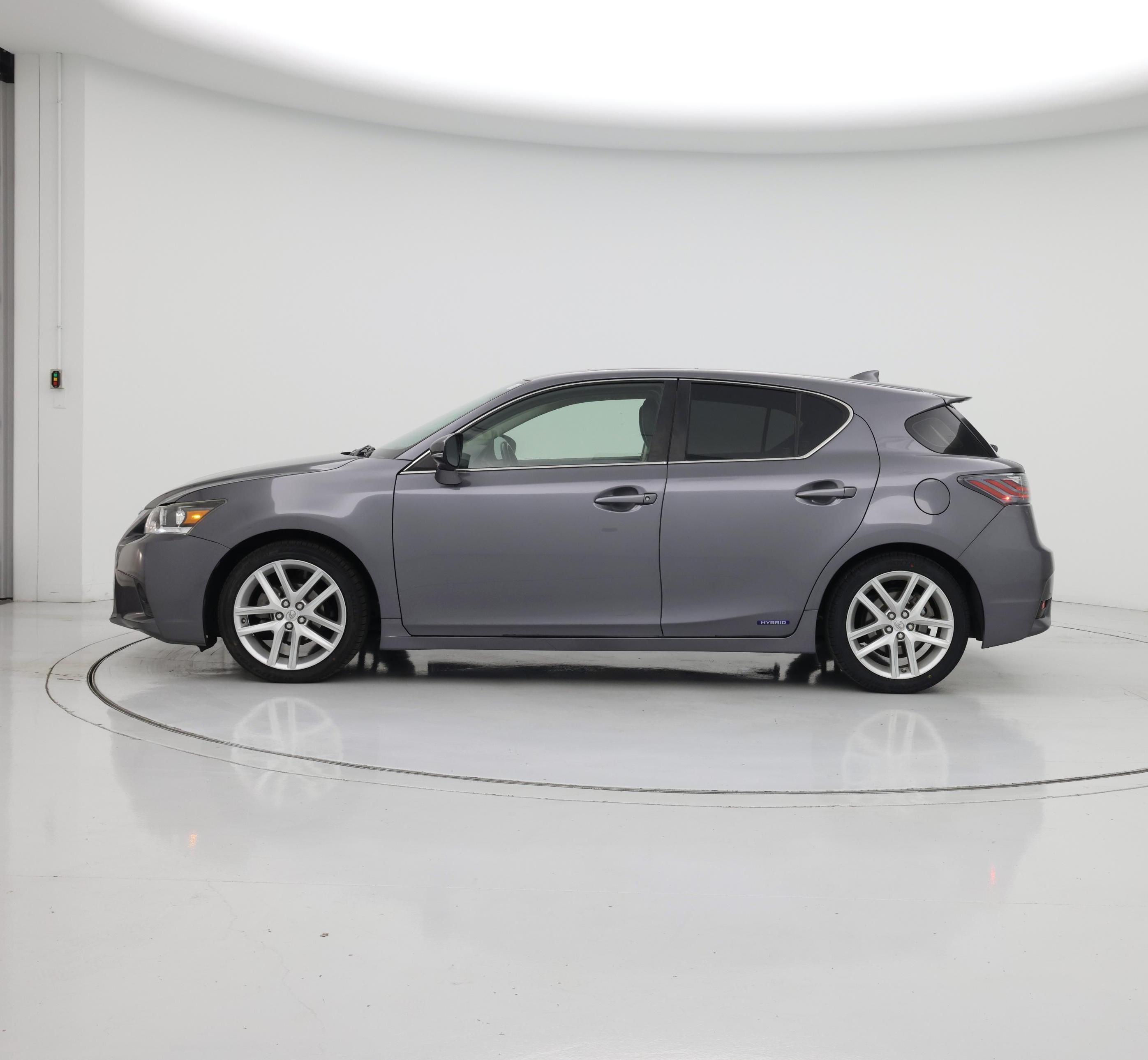 Thumbnail: 2014 Lexus CT - 3