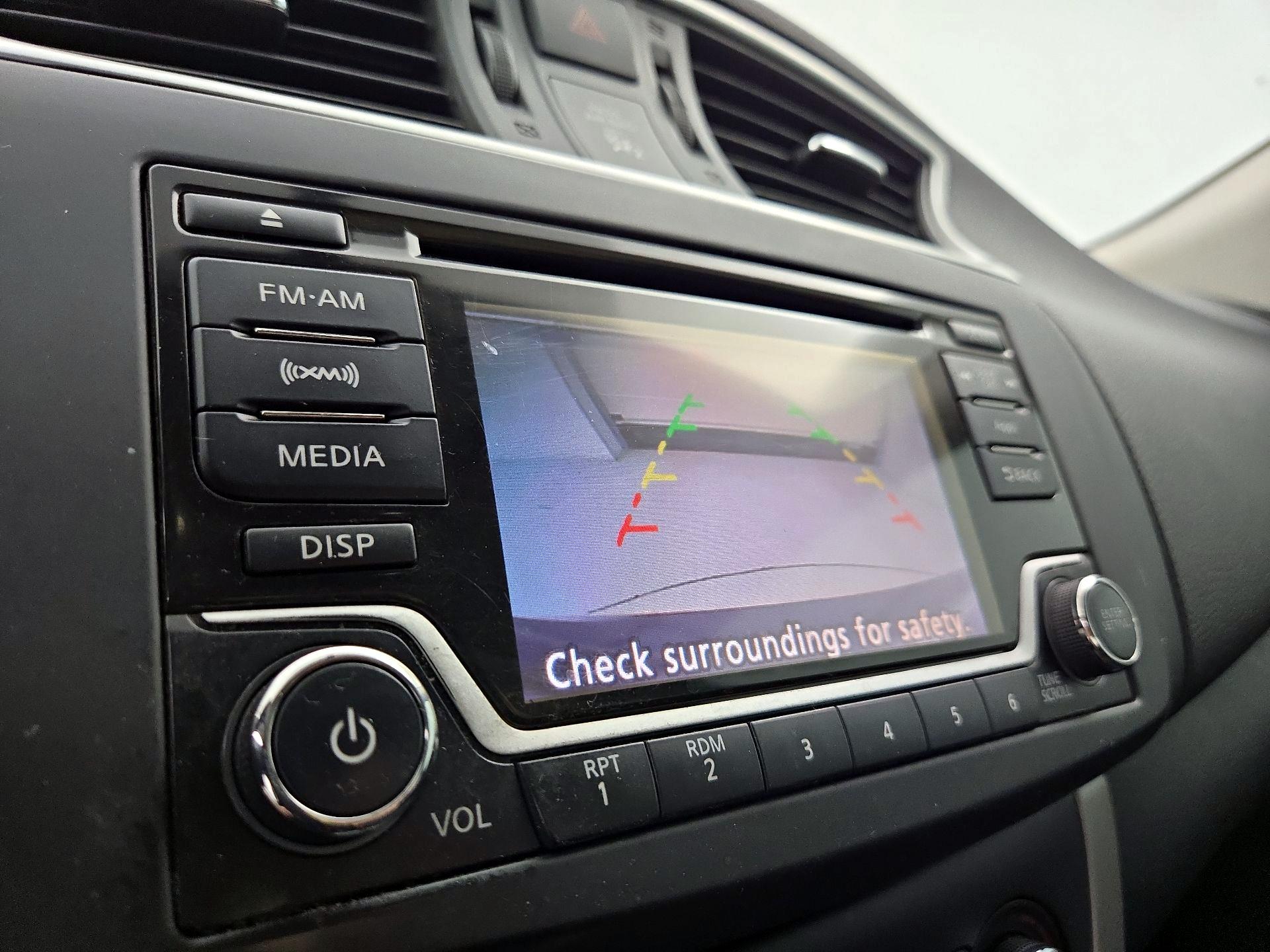 Thumbnail: 2015 Nissan Sentra - 14