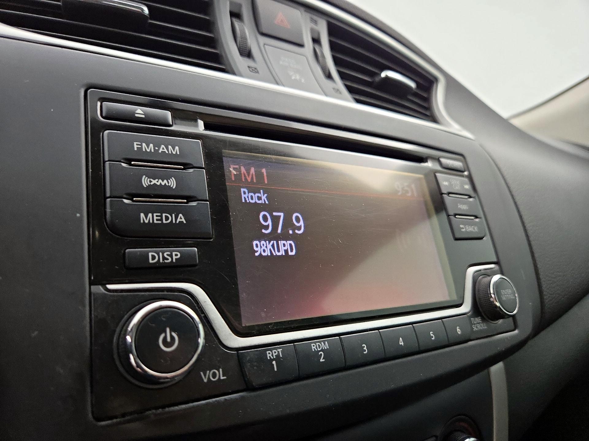 Thumbnail: 2015 Nissan Sentra - 15