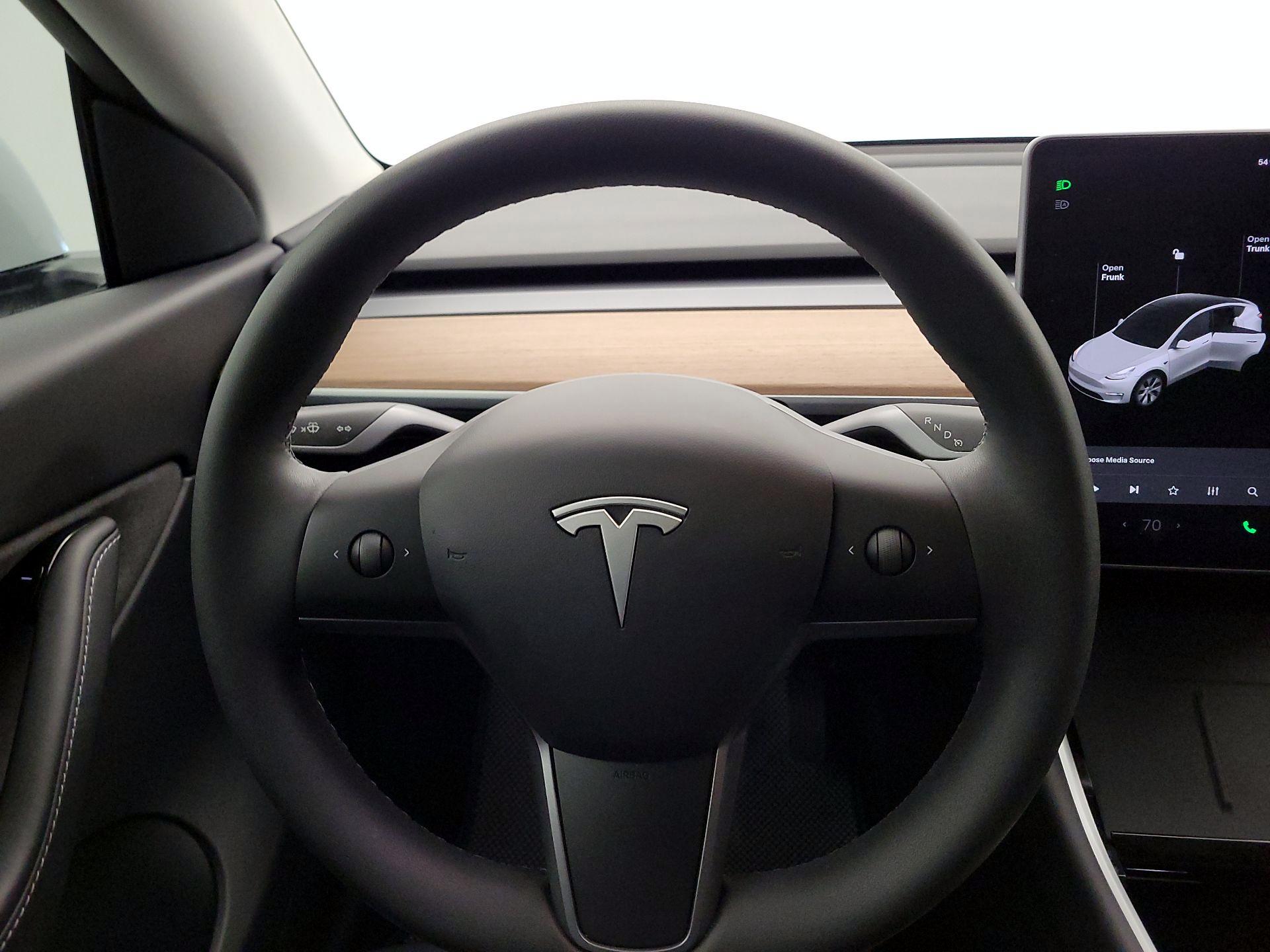 Thumbnail: 2020 Tesla Model Y - 10