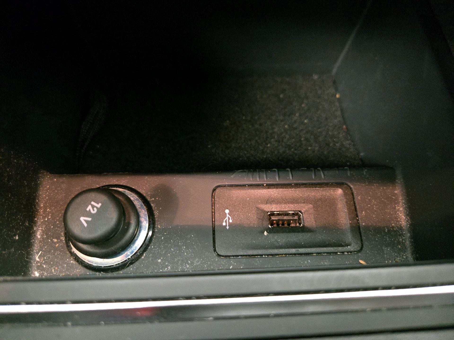 Thumbnail: 2017 Volkswagen Jetta - 18