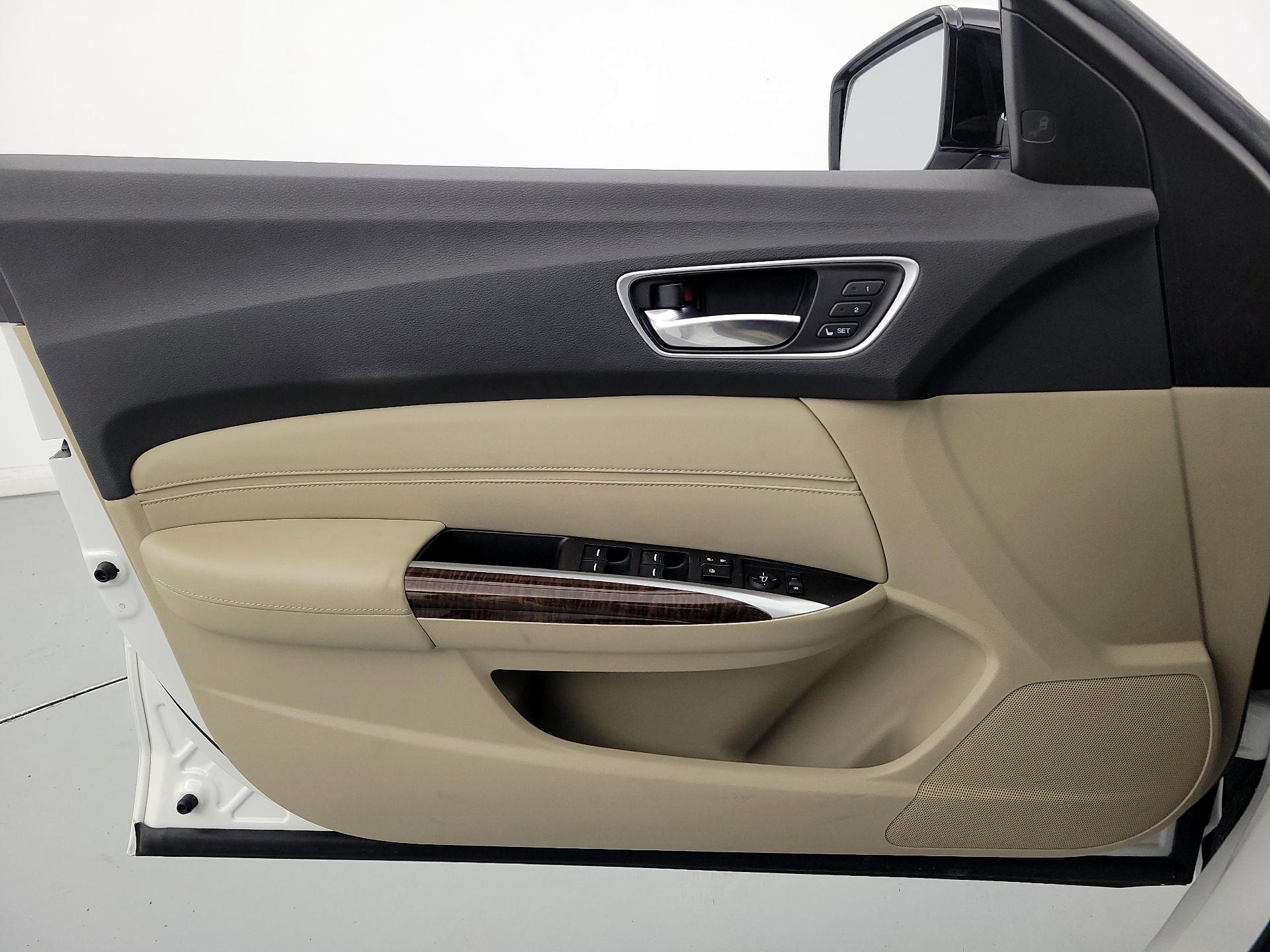 Thumbnail: 2020 Acura TLX - 12