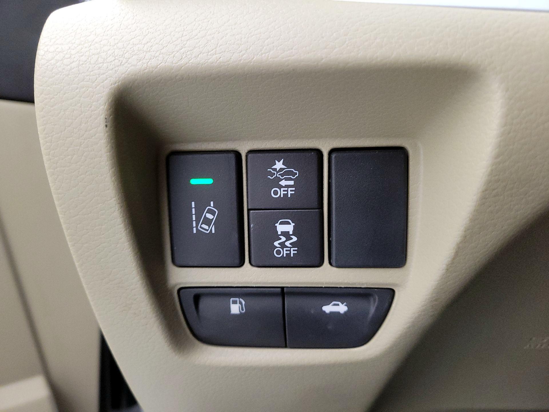 Thumbnail: 2020 Acura TLX - 13