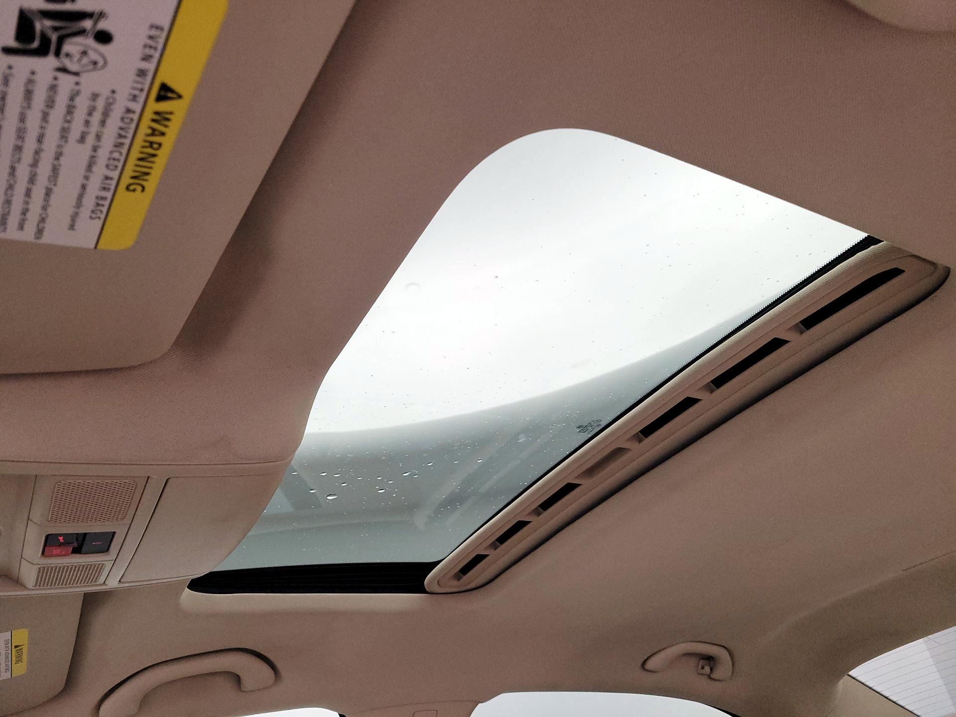 Thumbnail: 2017 Volkswagen Jetta - 19