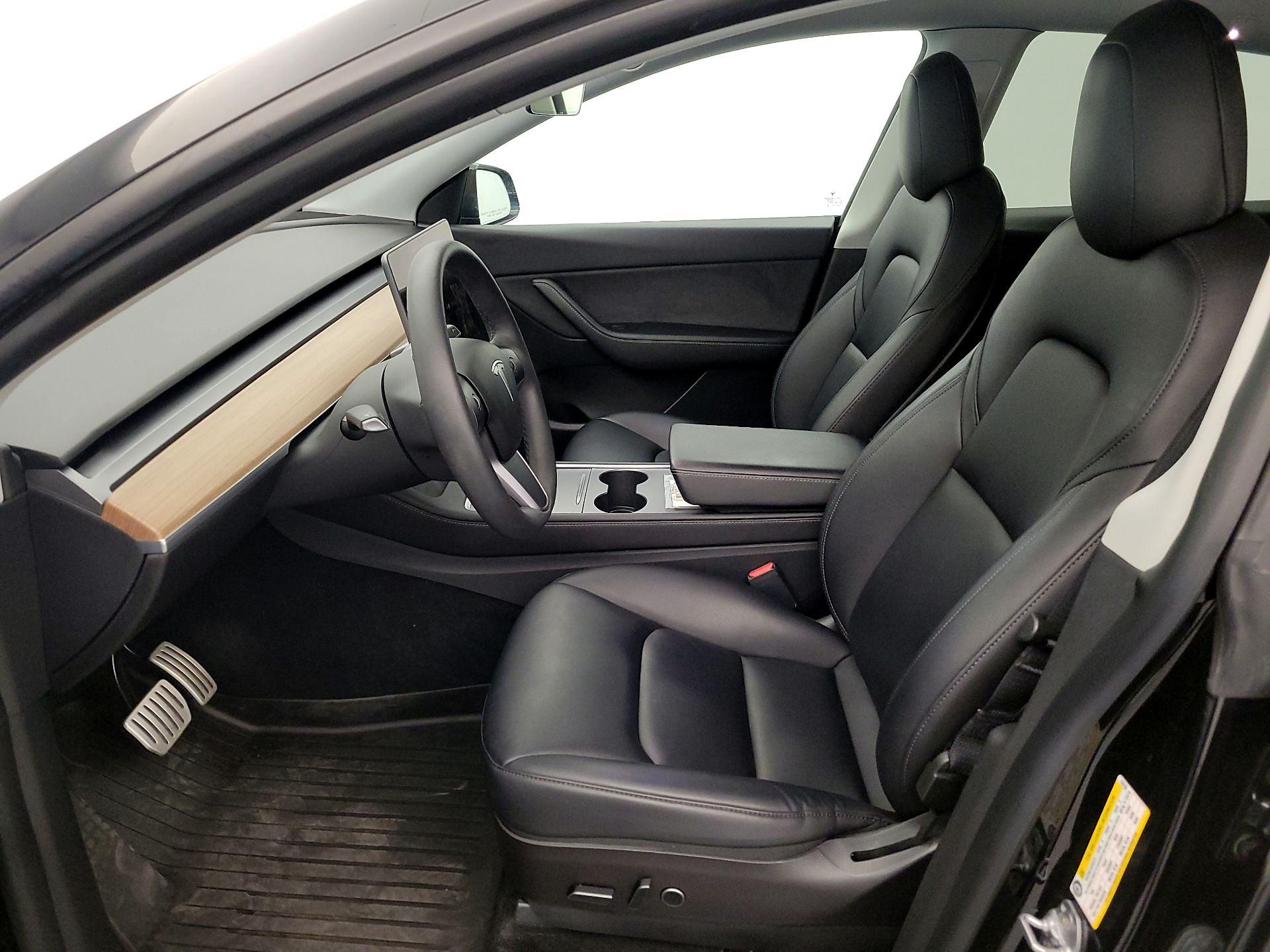 Thumbnail: 2022 Tesla Model Y - 11