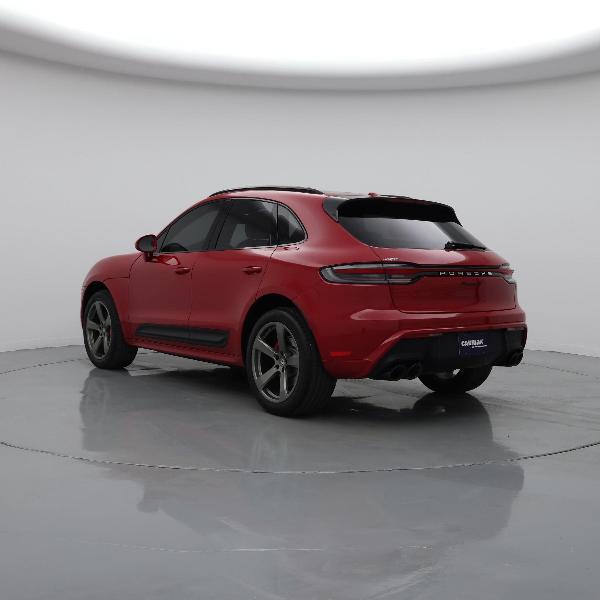 Thumbnail: 2023 Porsche Macan - 2