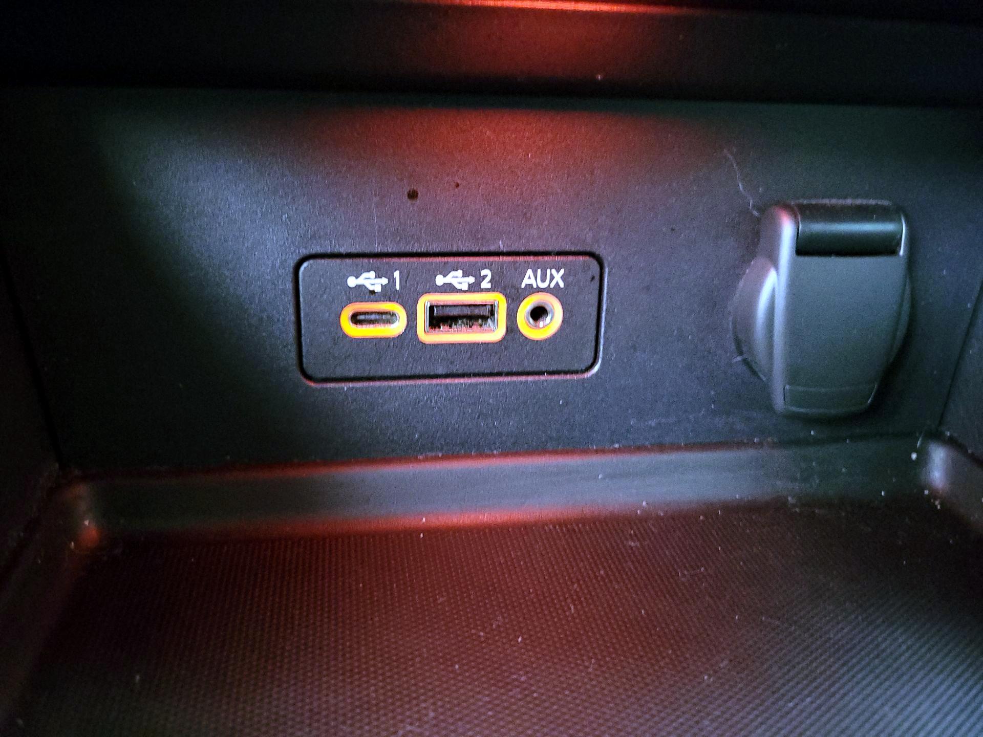 Thumbnail: 2023 Nissan Sentra - 18