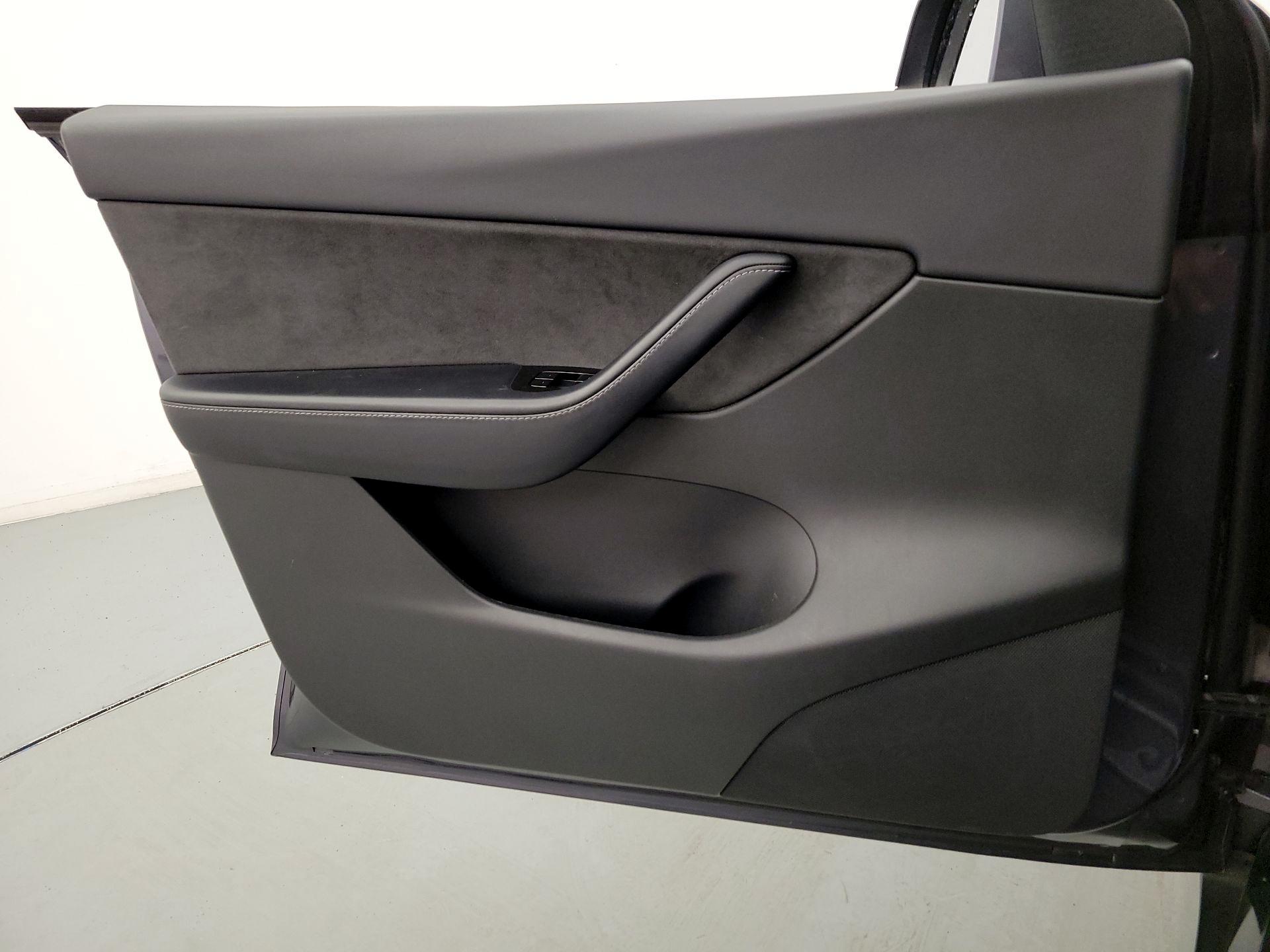 Thumbnail: 2021 Tesla Model Y - 12