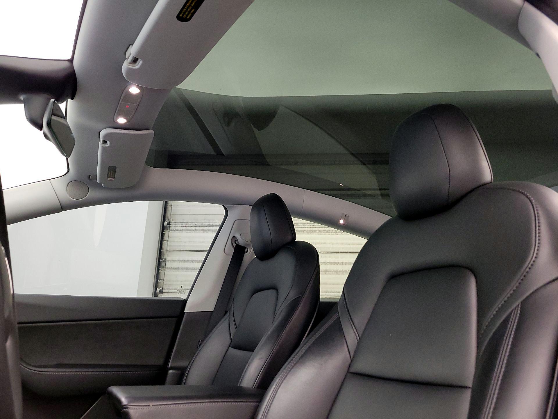 Thumbnail: 2021 Tesla Model Y - 19