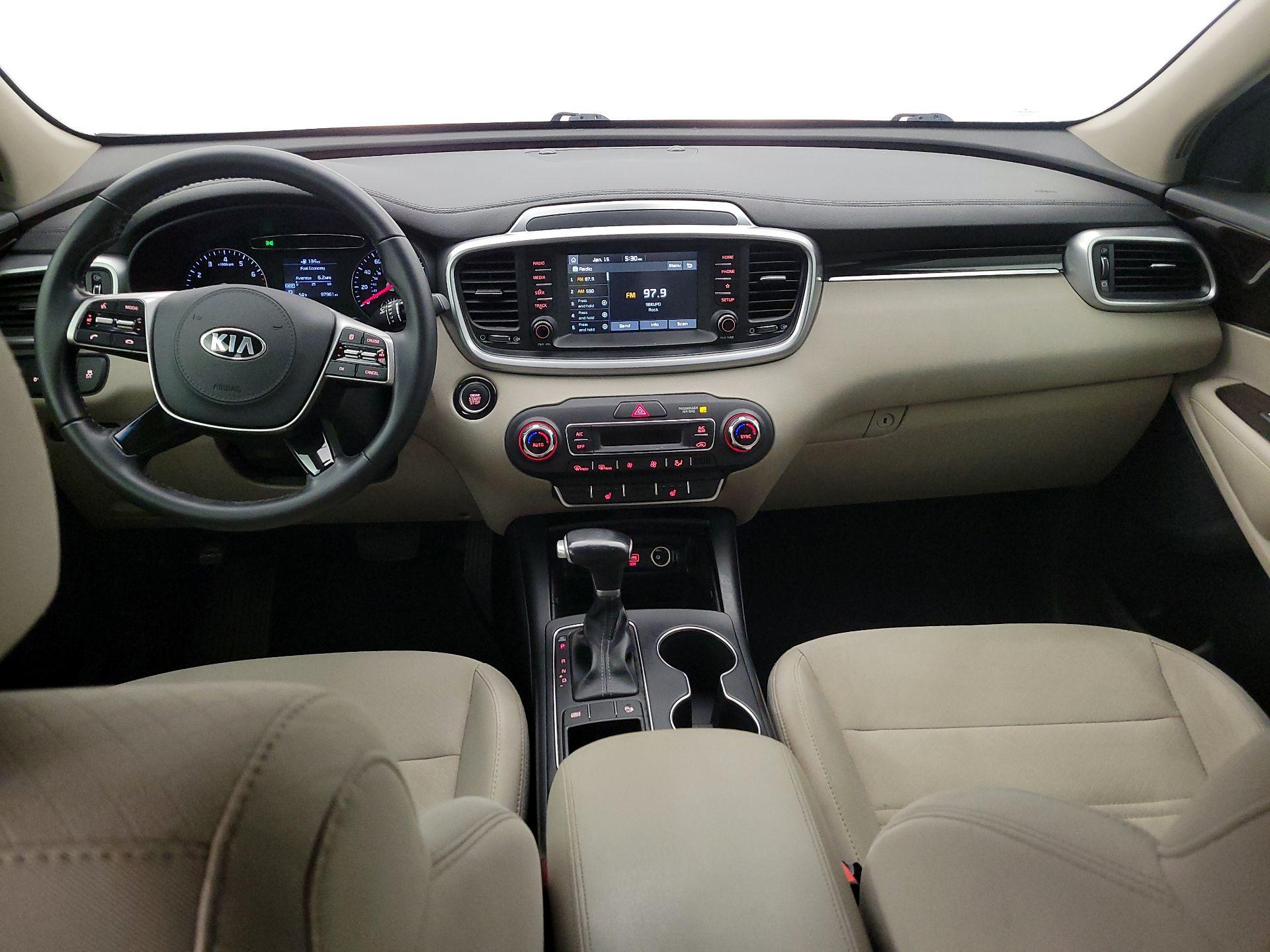 Thumbnail: 2020 Kia Sorento - 9