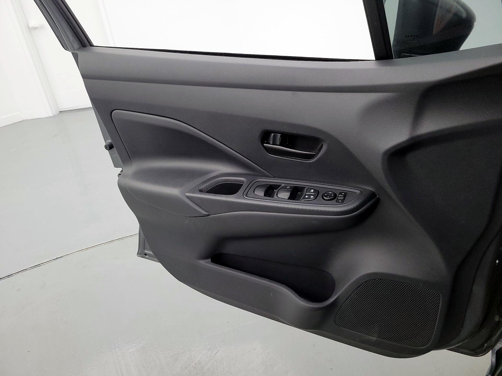 Thumbnail: 2022 Nissan Versa - 12