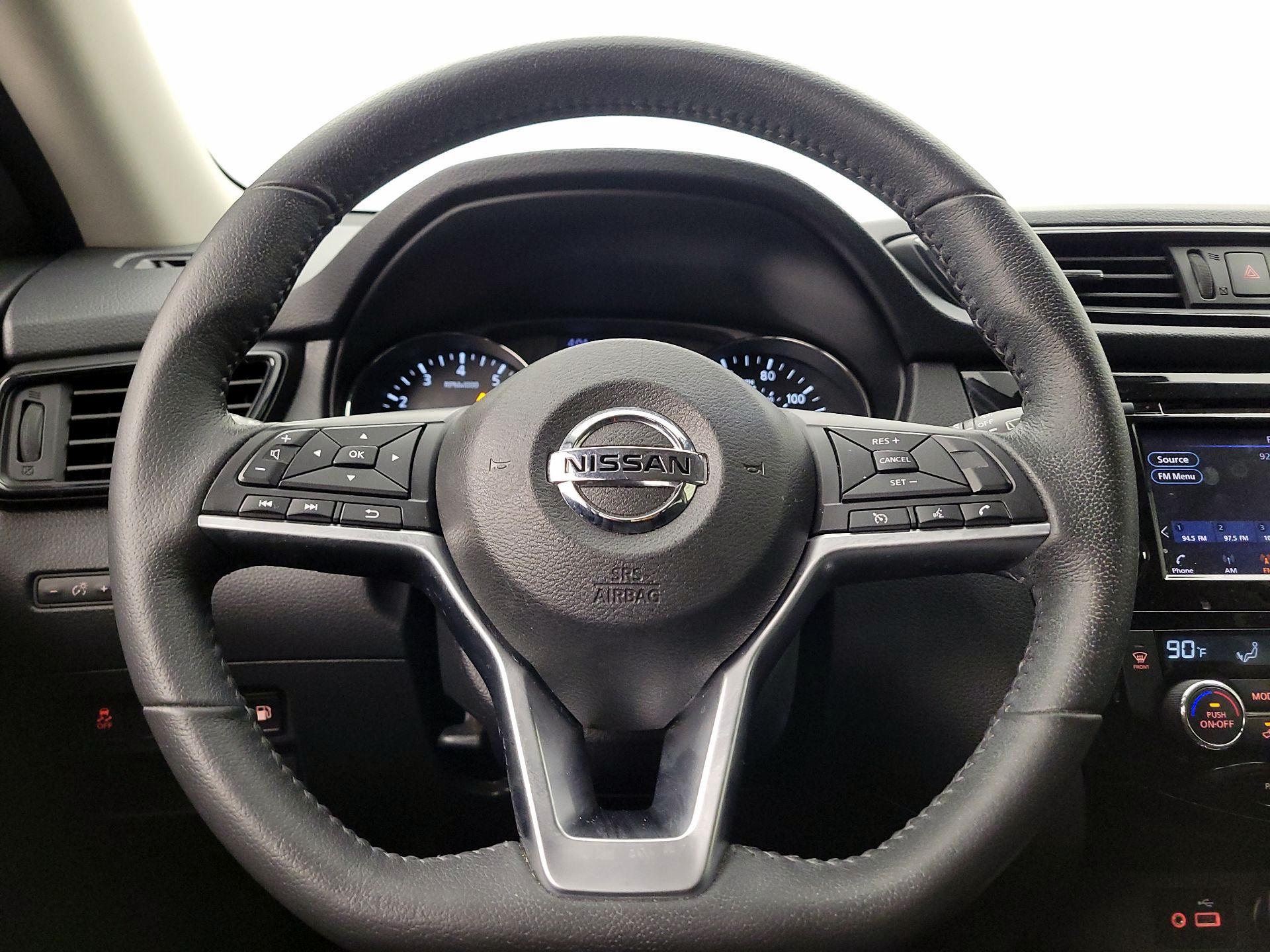 Thumbnail: 2020 Nissan Rogue - 10