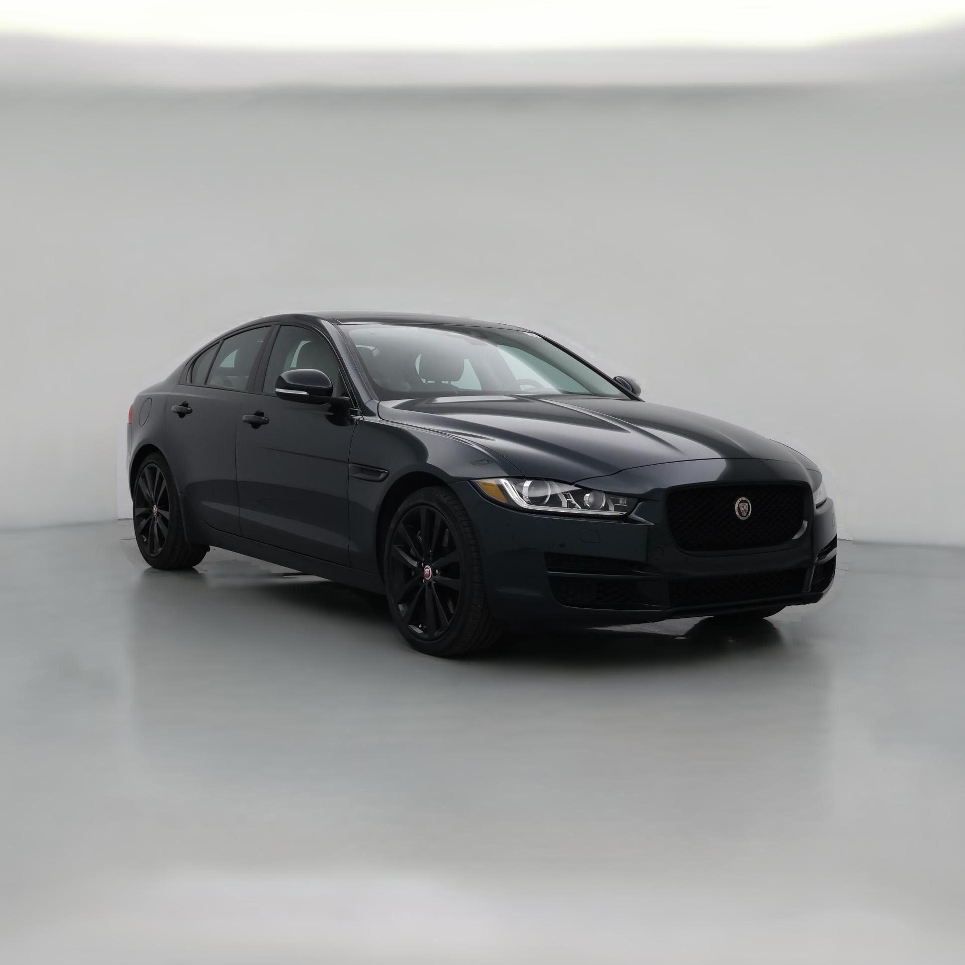 Thumbnail: 2017 Jaguar XE - 1