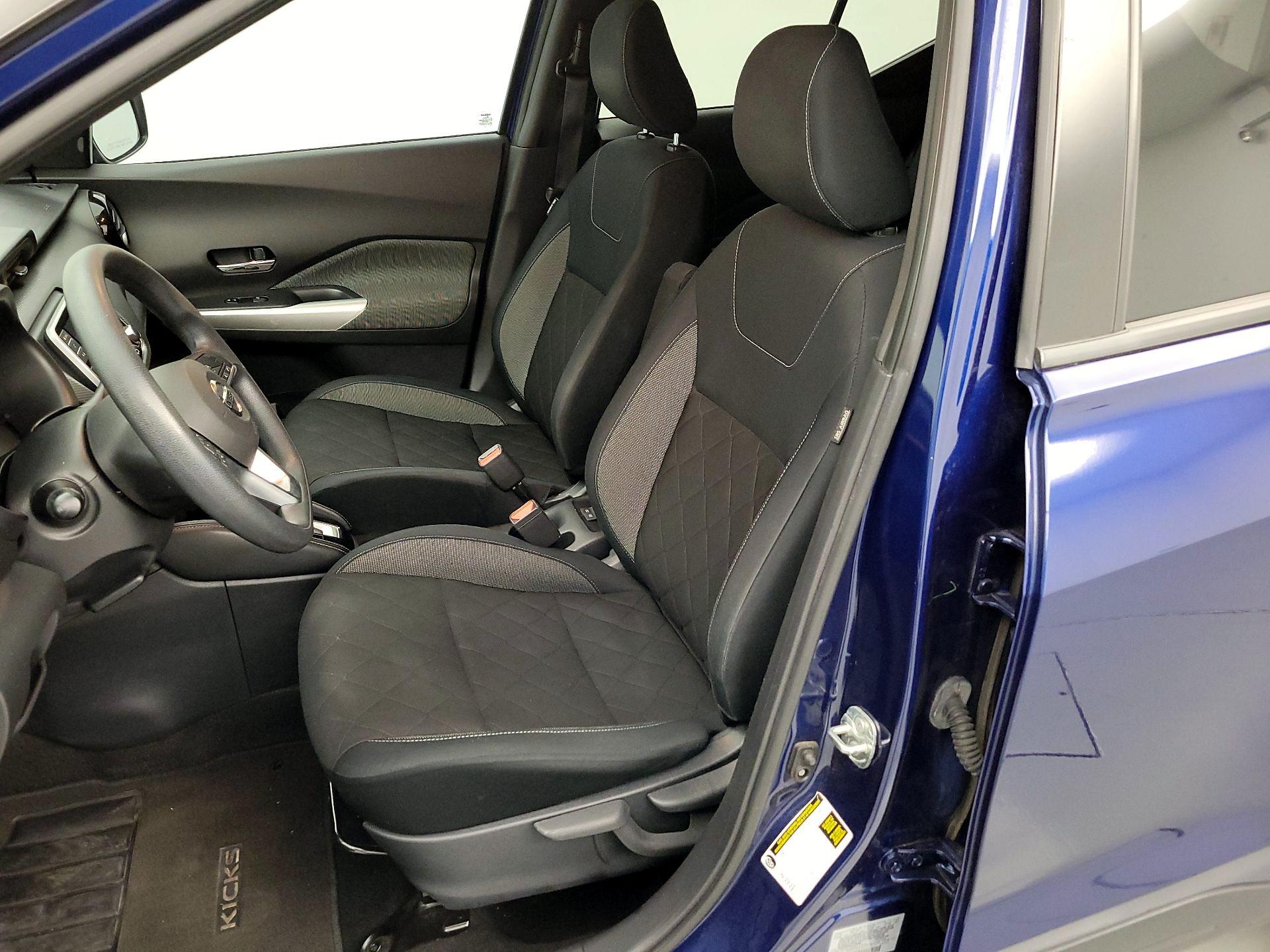 Thumbnail: 2020 Nissan Kicks - 11