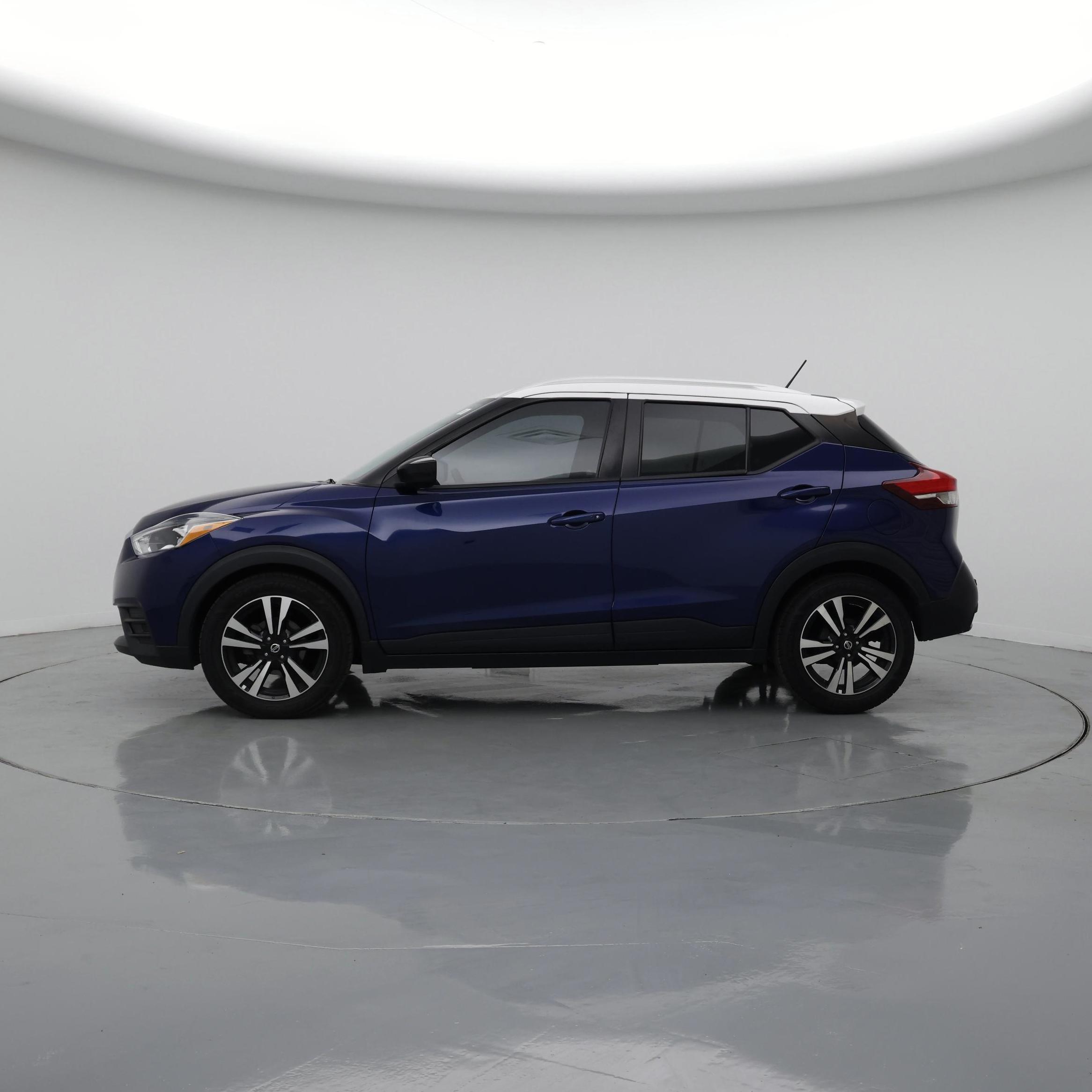 Thumbnail: 2020 Nissan Kicks - 3