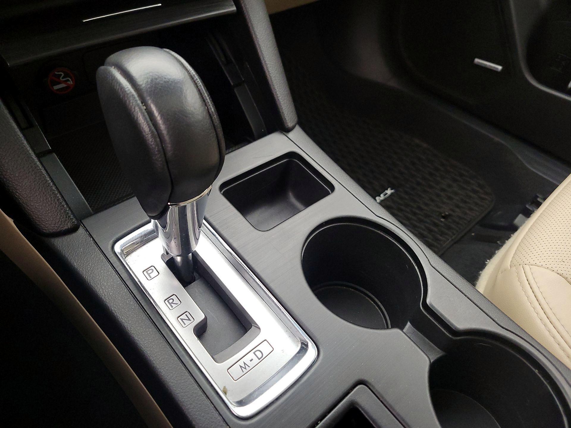 Thumbnail: 2015 Subaru Outback - 18