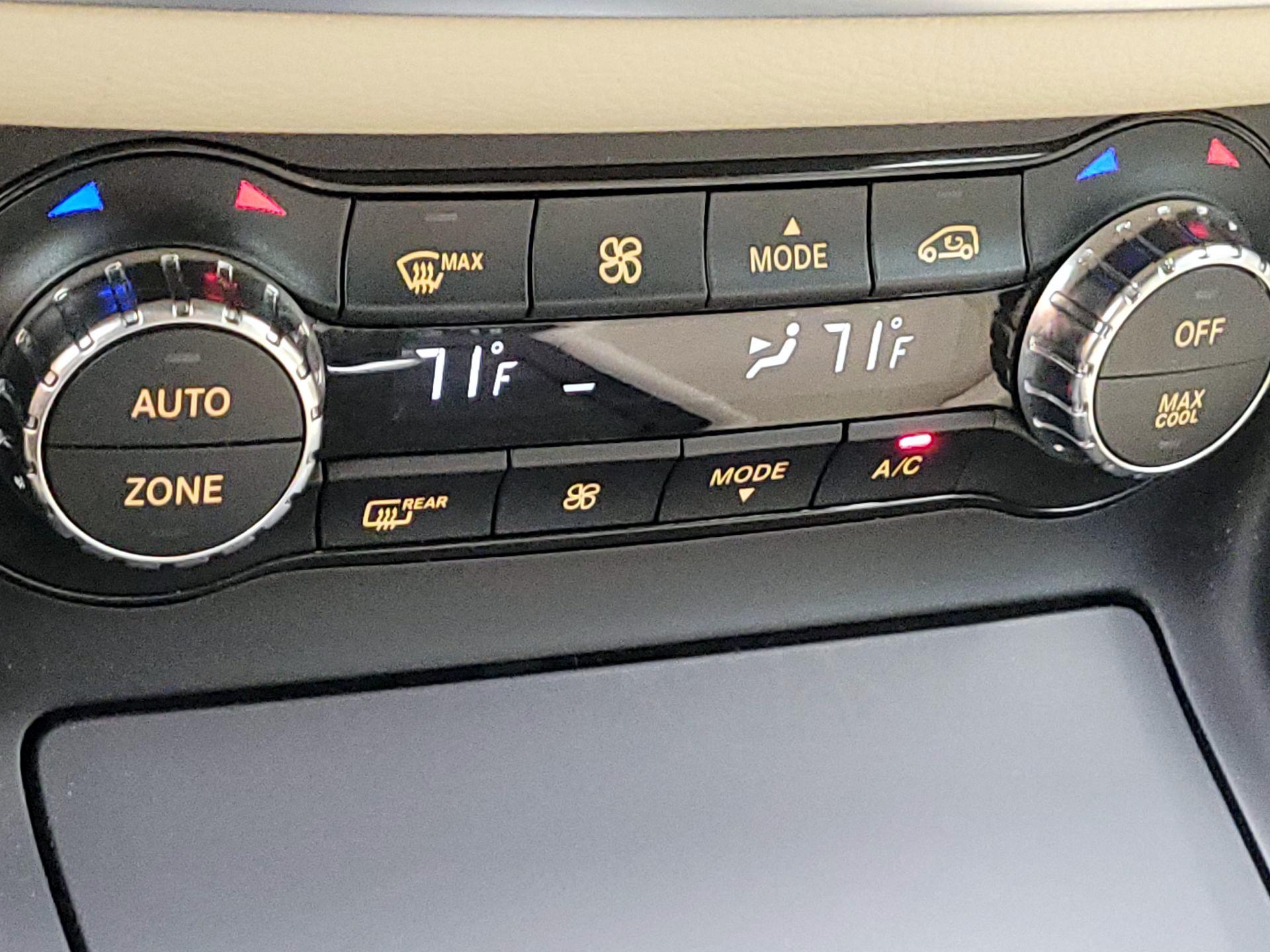 Thumbnail: 2015 Mercedes-Benz CLA - 16