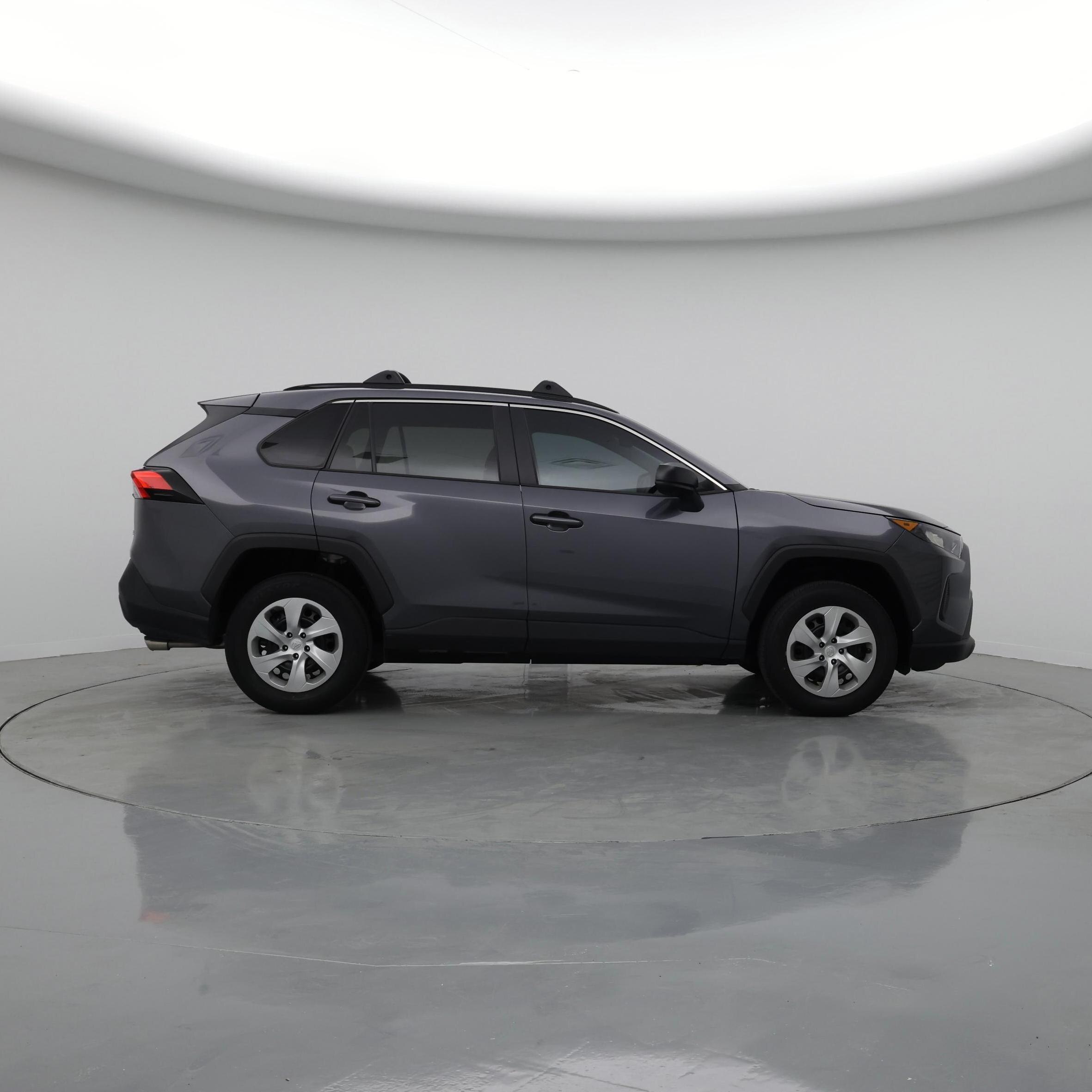 Thumbnail: 2021 Toyota RAV4 - 7