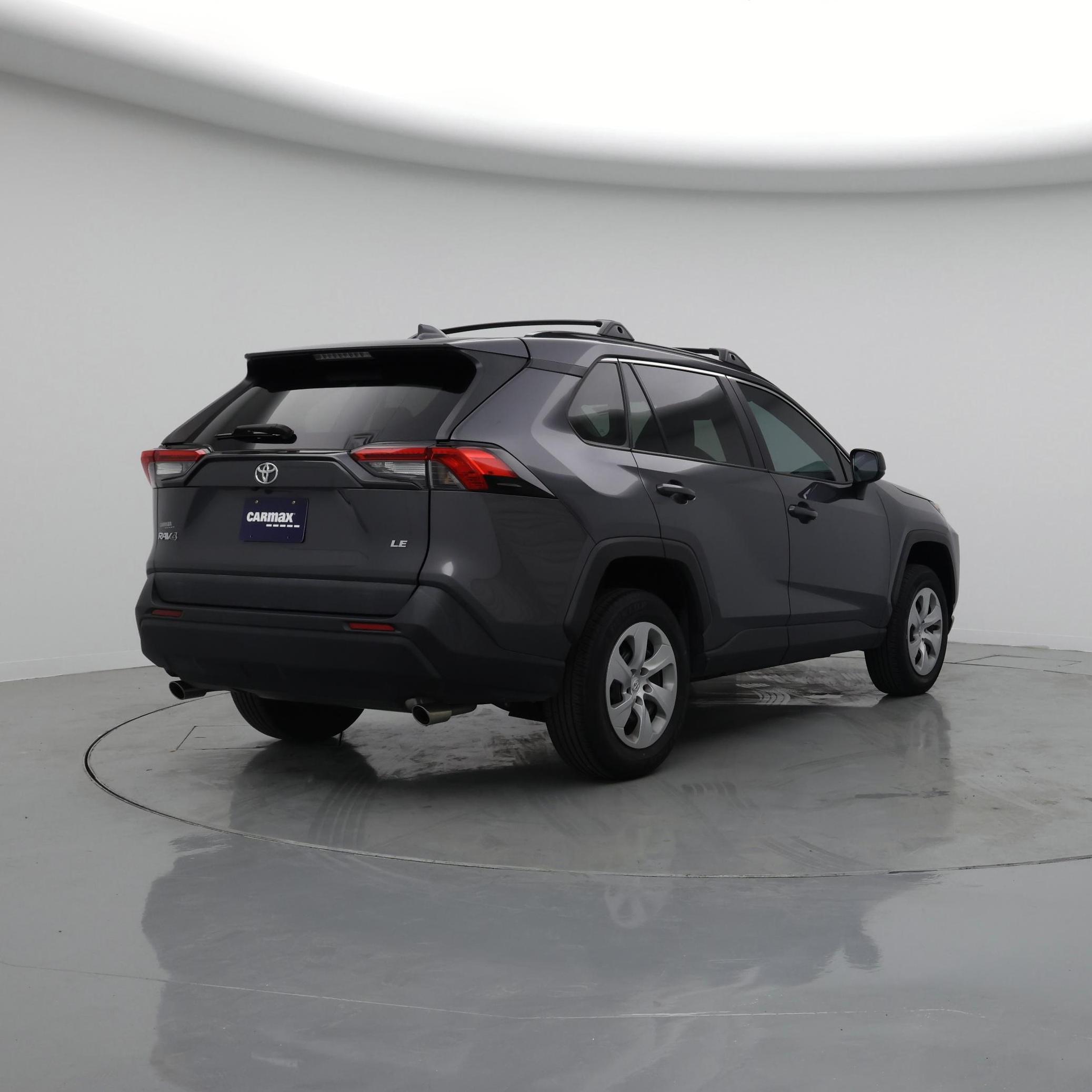 Thumbnail: 2021 Toyota RAV4 - 8