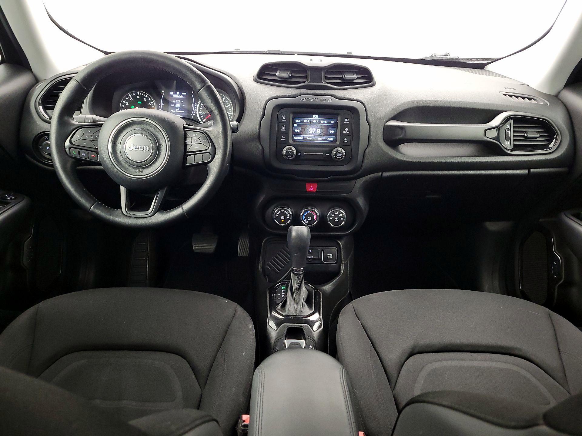 Thumbnail: 2017 Jeep Renegade - 9