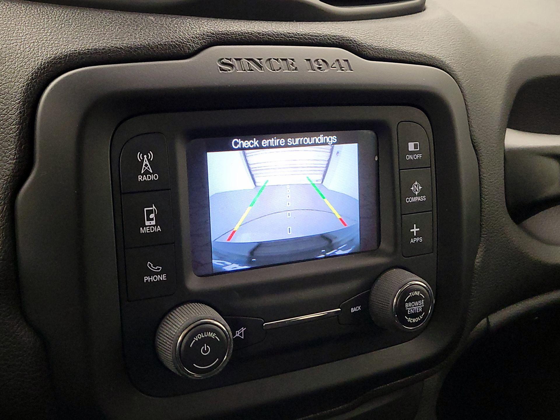 Thumbnail: 2017 Jeep Renegade - 14