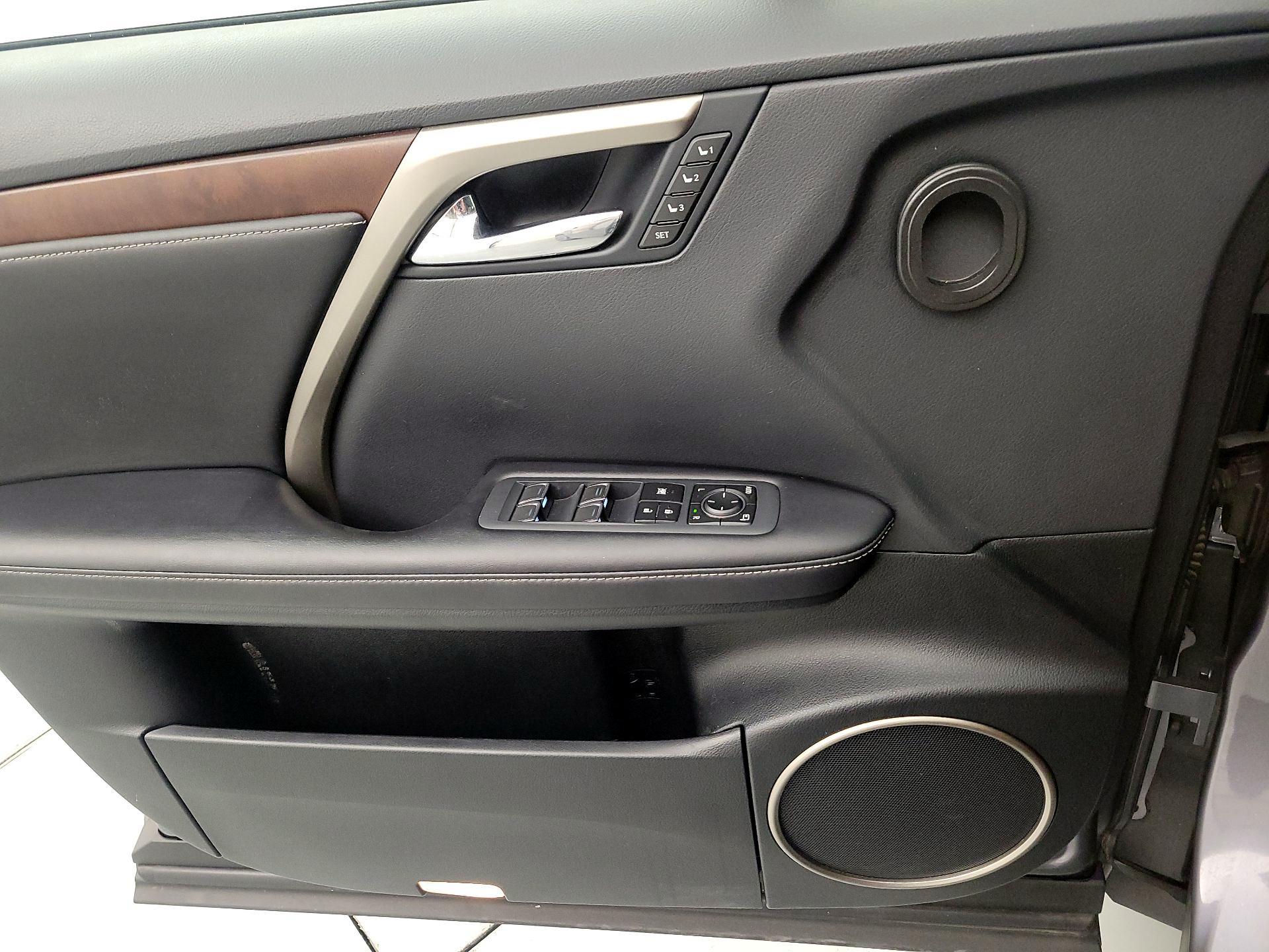 Thumbnail: 2020 Lexus RX - 12