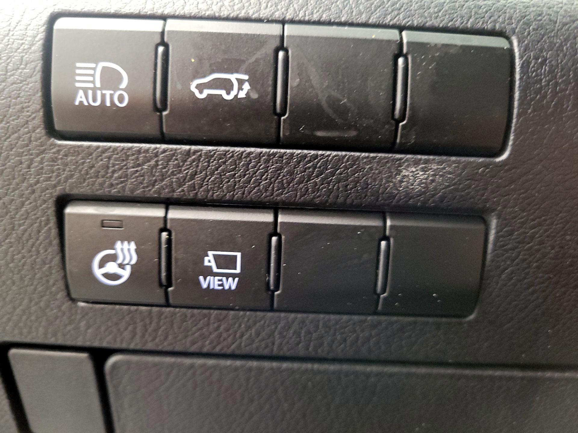 Thumbnail: 2020 Lexus RX - 13