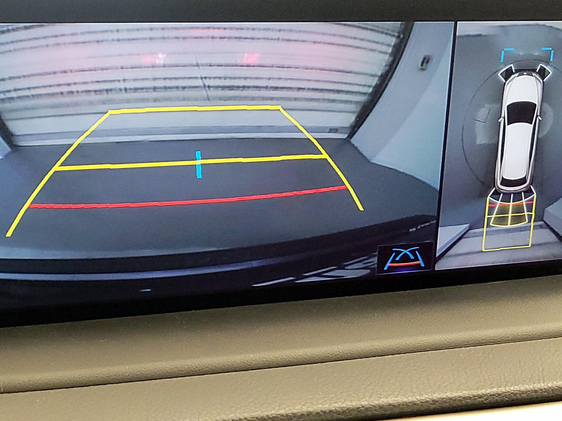 Thumbnail: 2020 Lexus RX - 15