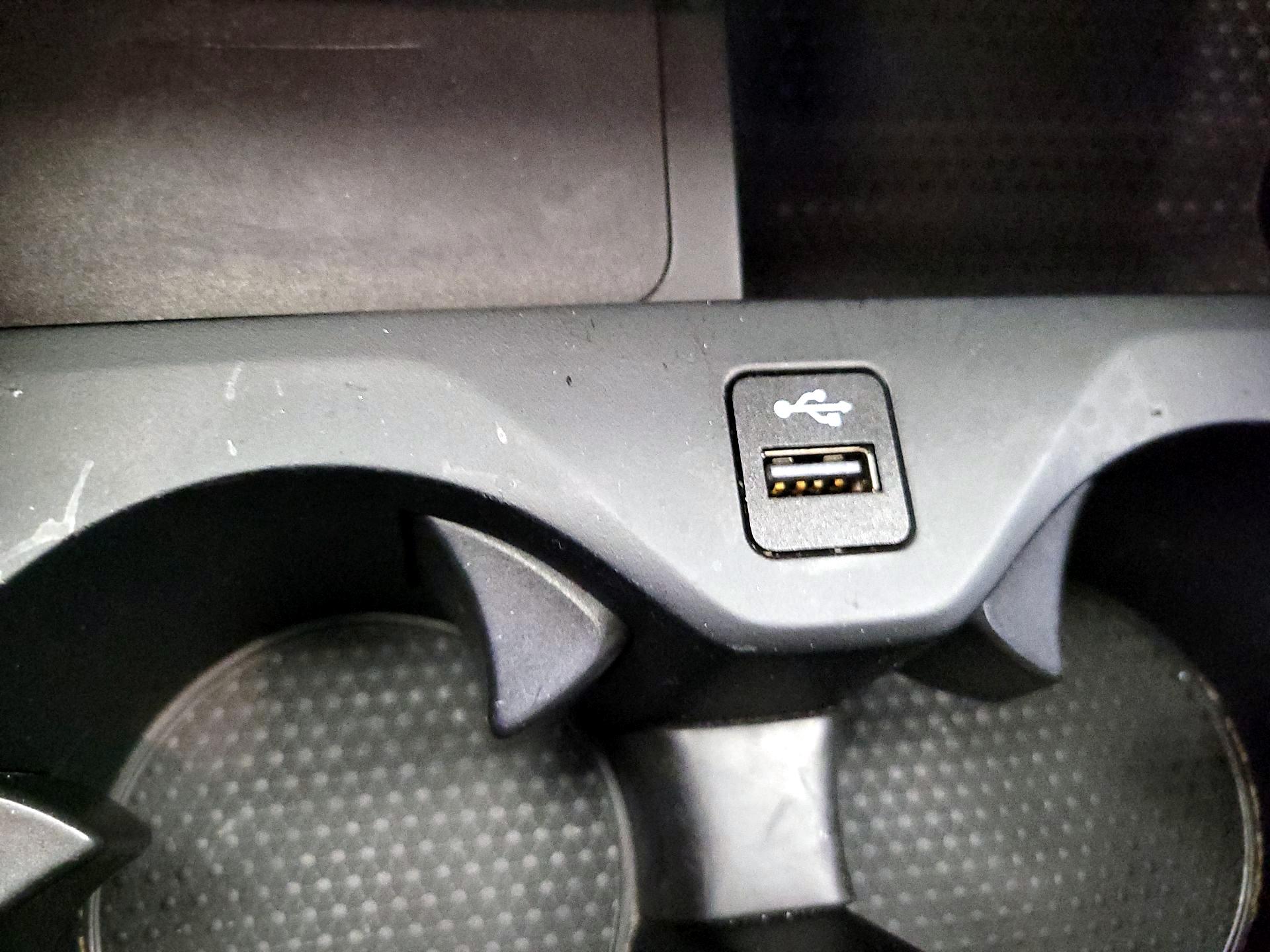 Thumbnail: 2021 BMW X6 - 19