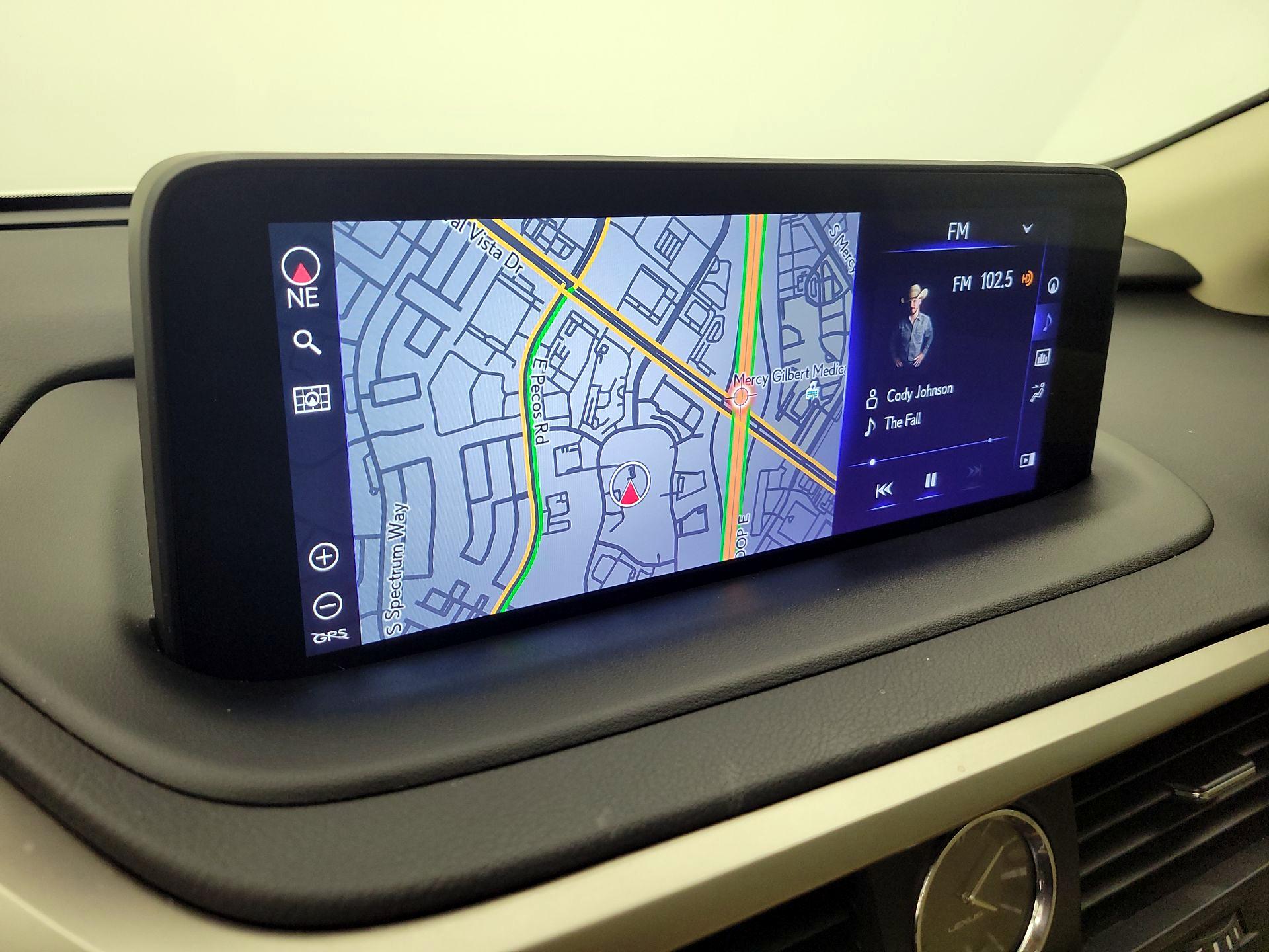 Thumbnail: 2022 Lexus RX - 14