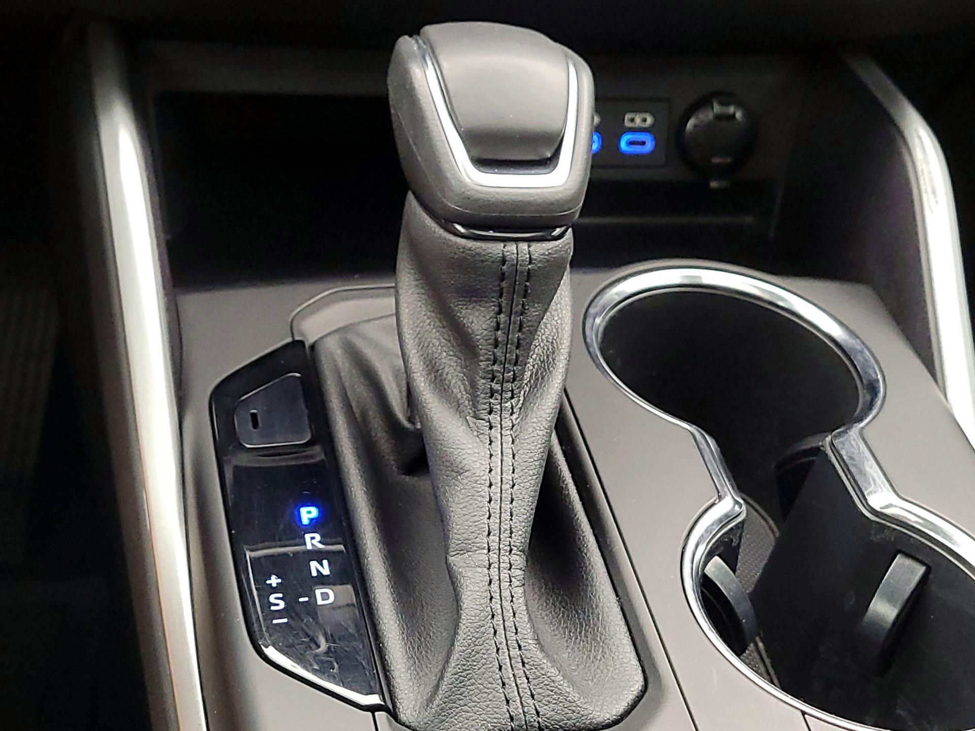 Thumbnail: 2022 Toyota Highlander - 18