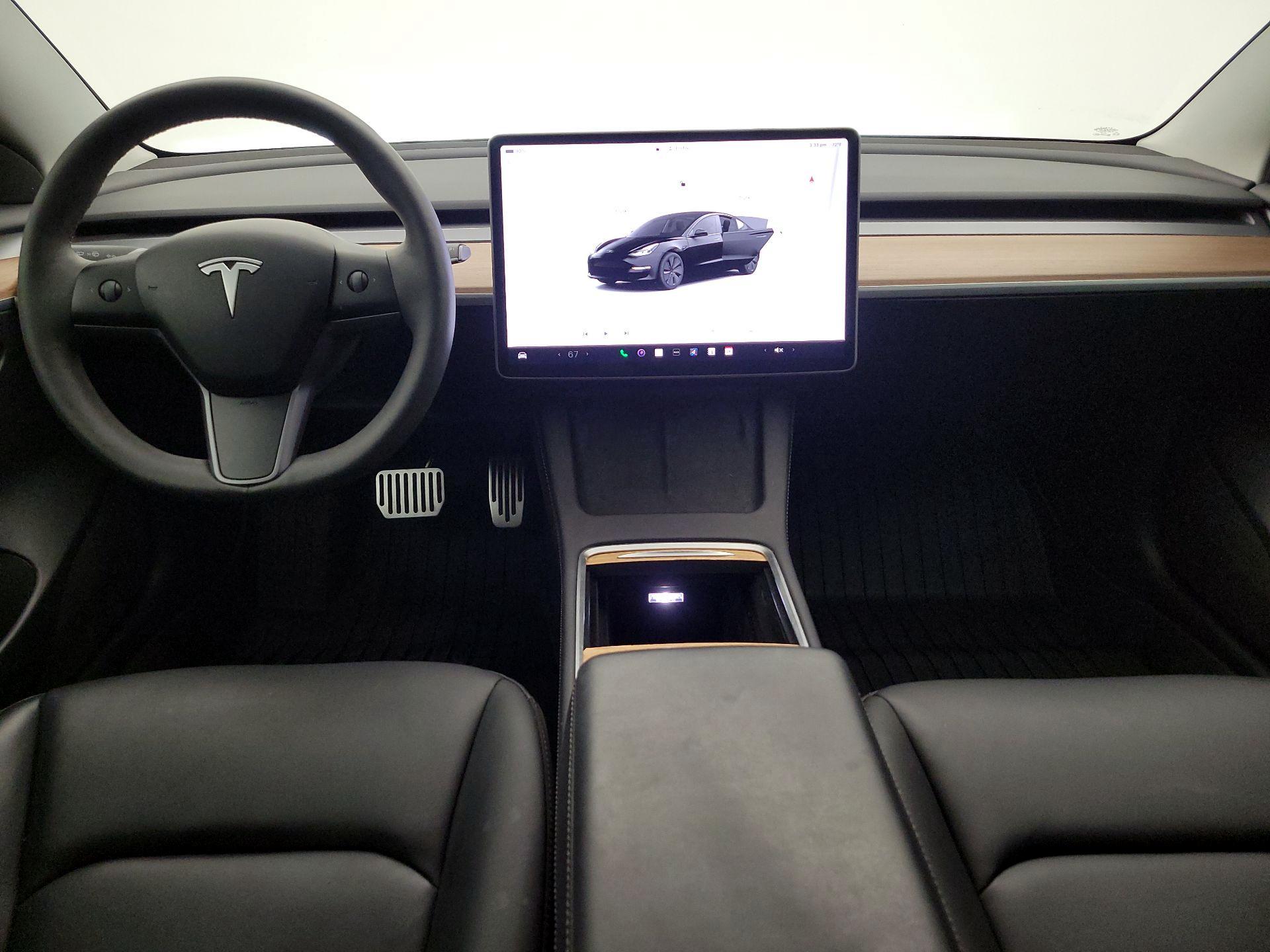 Thumbnail: 2023 Tesla Model 3 - 9