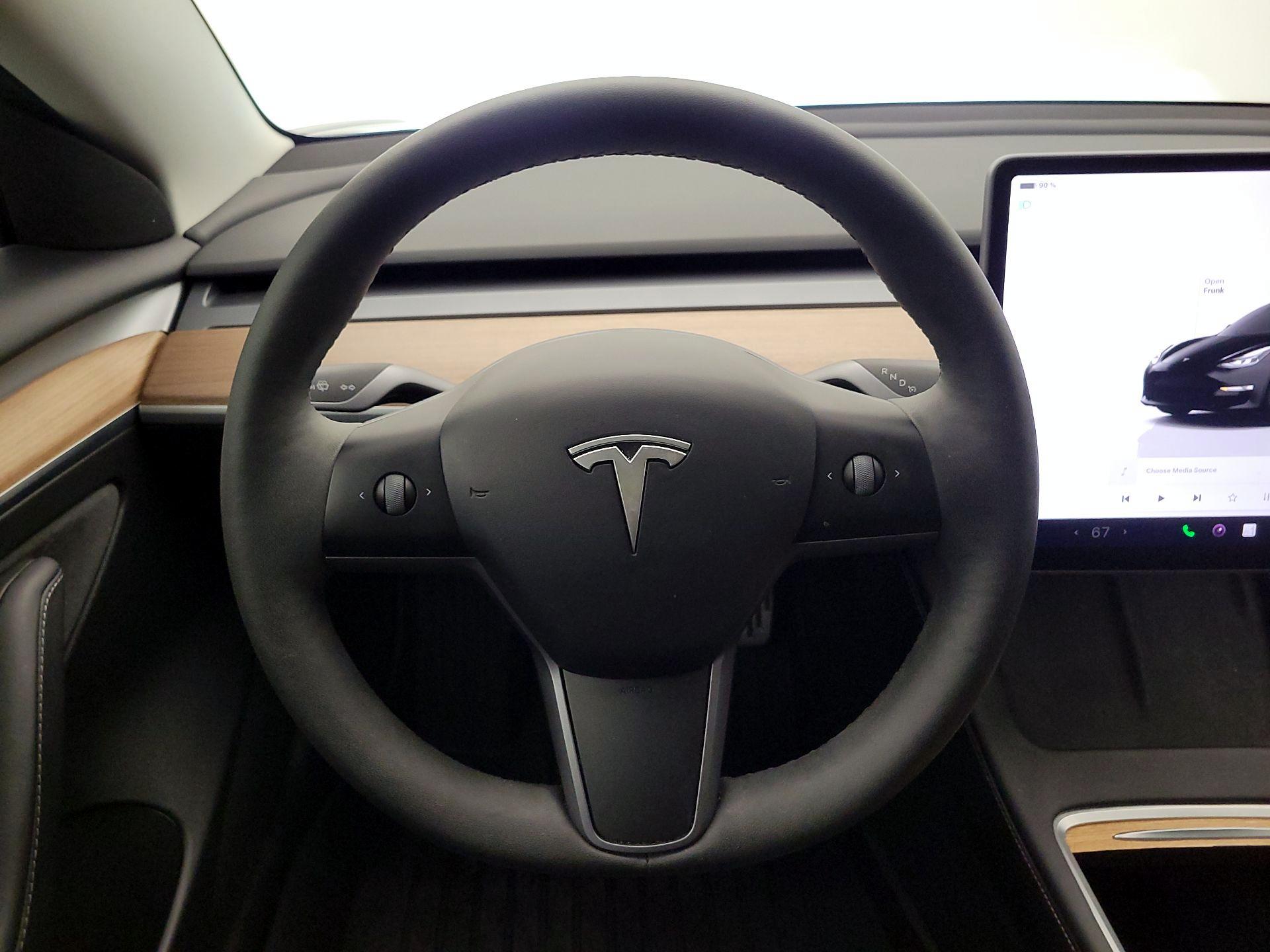 Thumbnail: 2023 Tesla Model 3 - 10