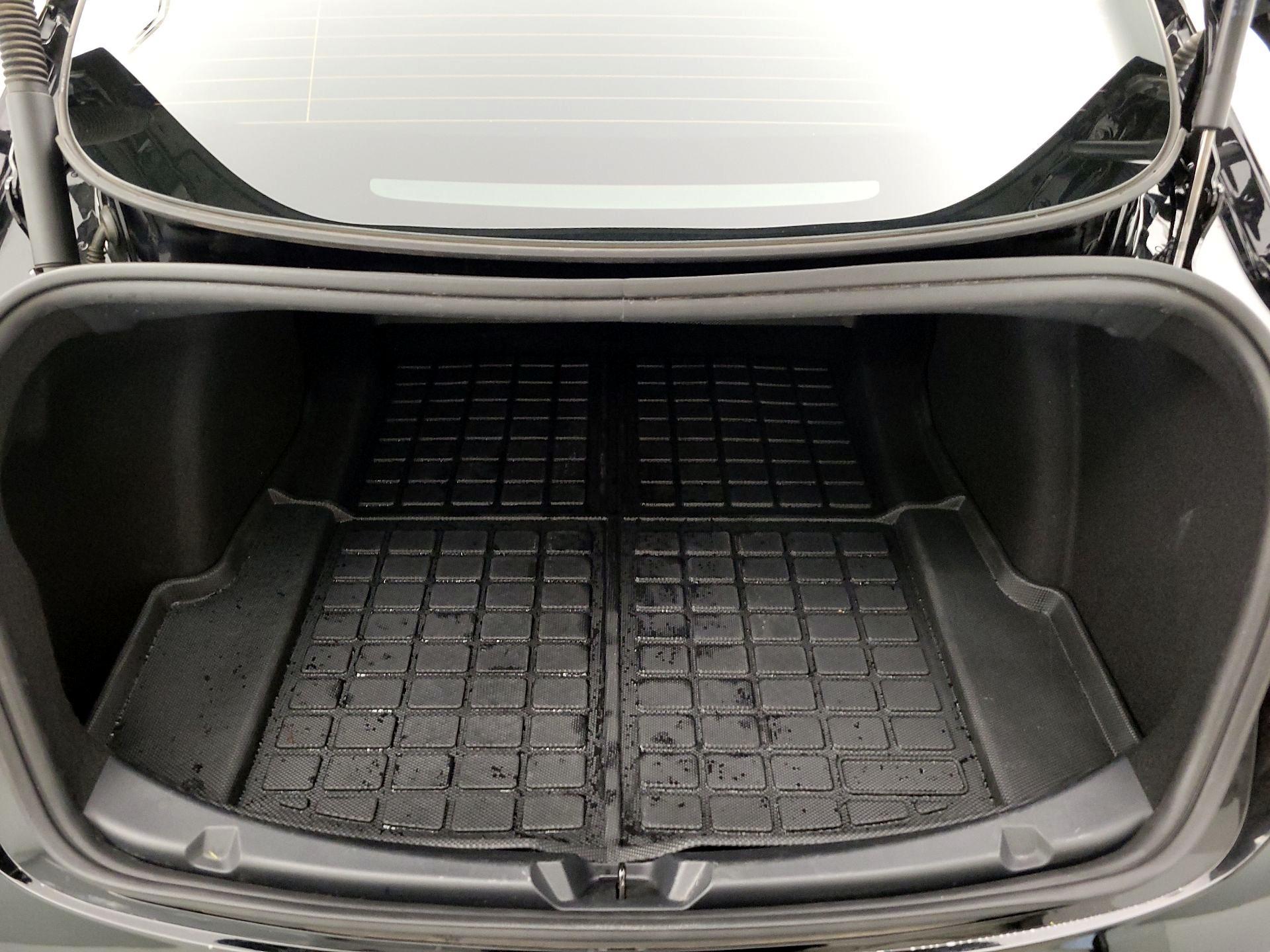 Thumbnail: 2023 Tesla Model 3 - 20