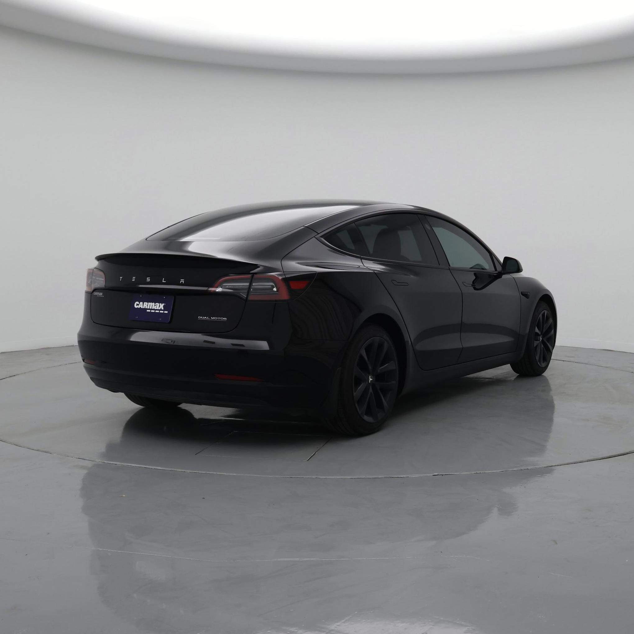 Thumbnail: 2023 Tesla Model 3 - 8