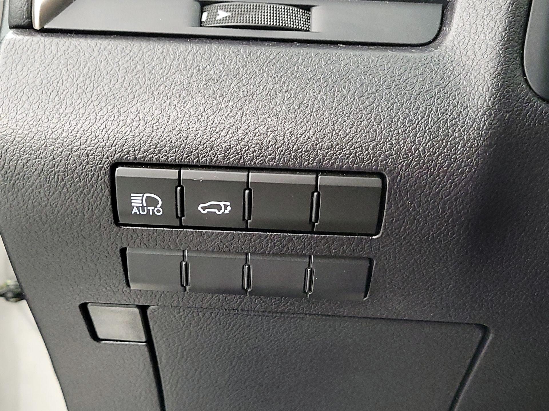 Thumbnail: 2022 Lexus RX - 13