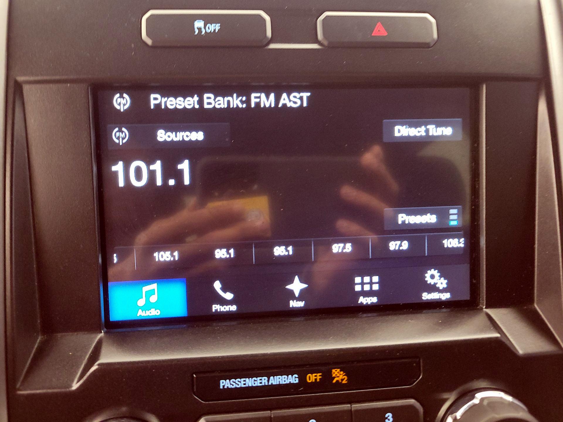 Thumbnail: 2016 Ford F-150 - 15