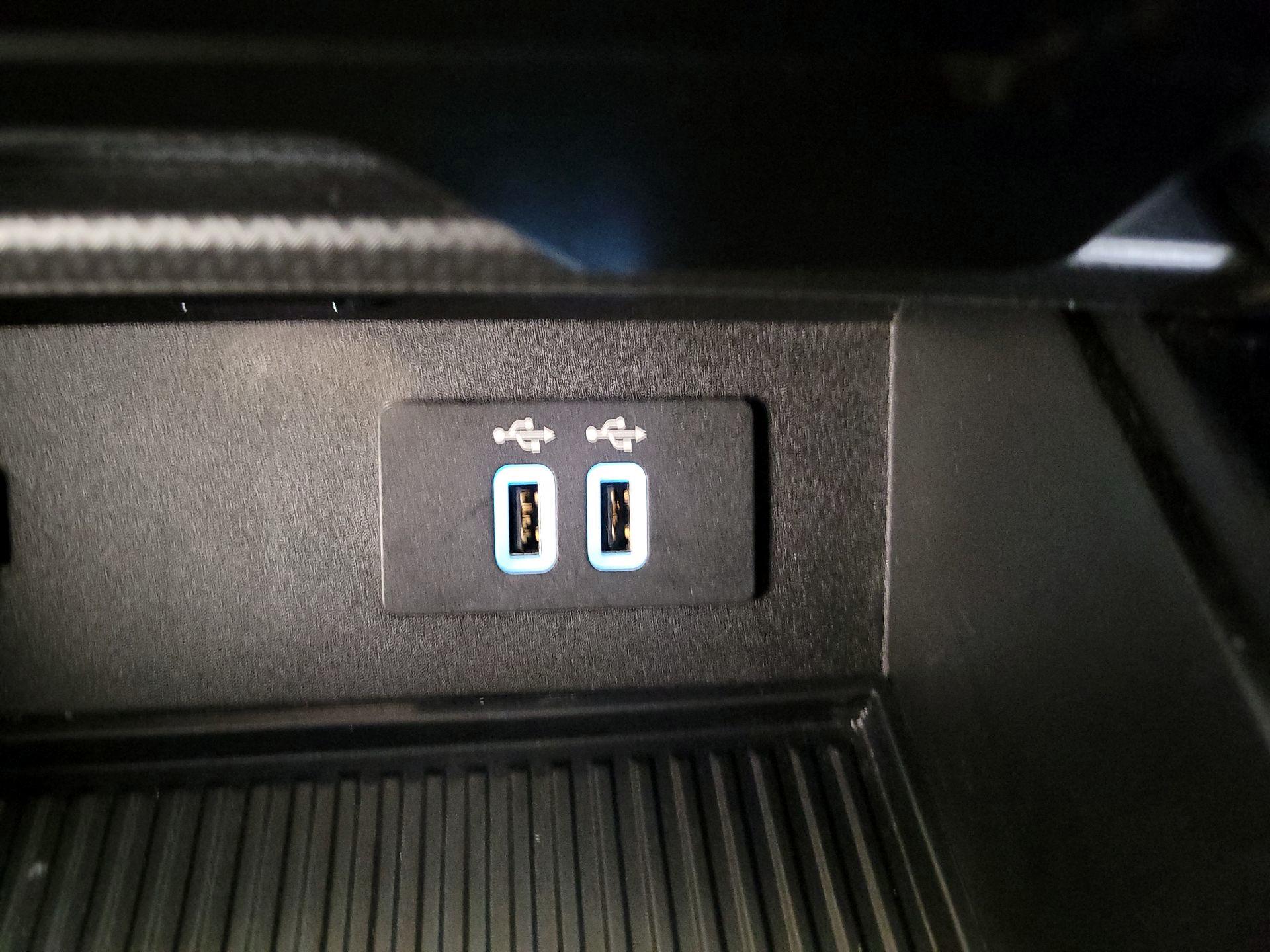 Thumbnail: 2016 Ford F-150 - 18