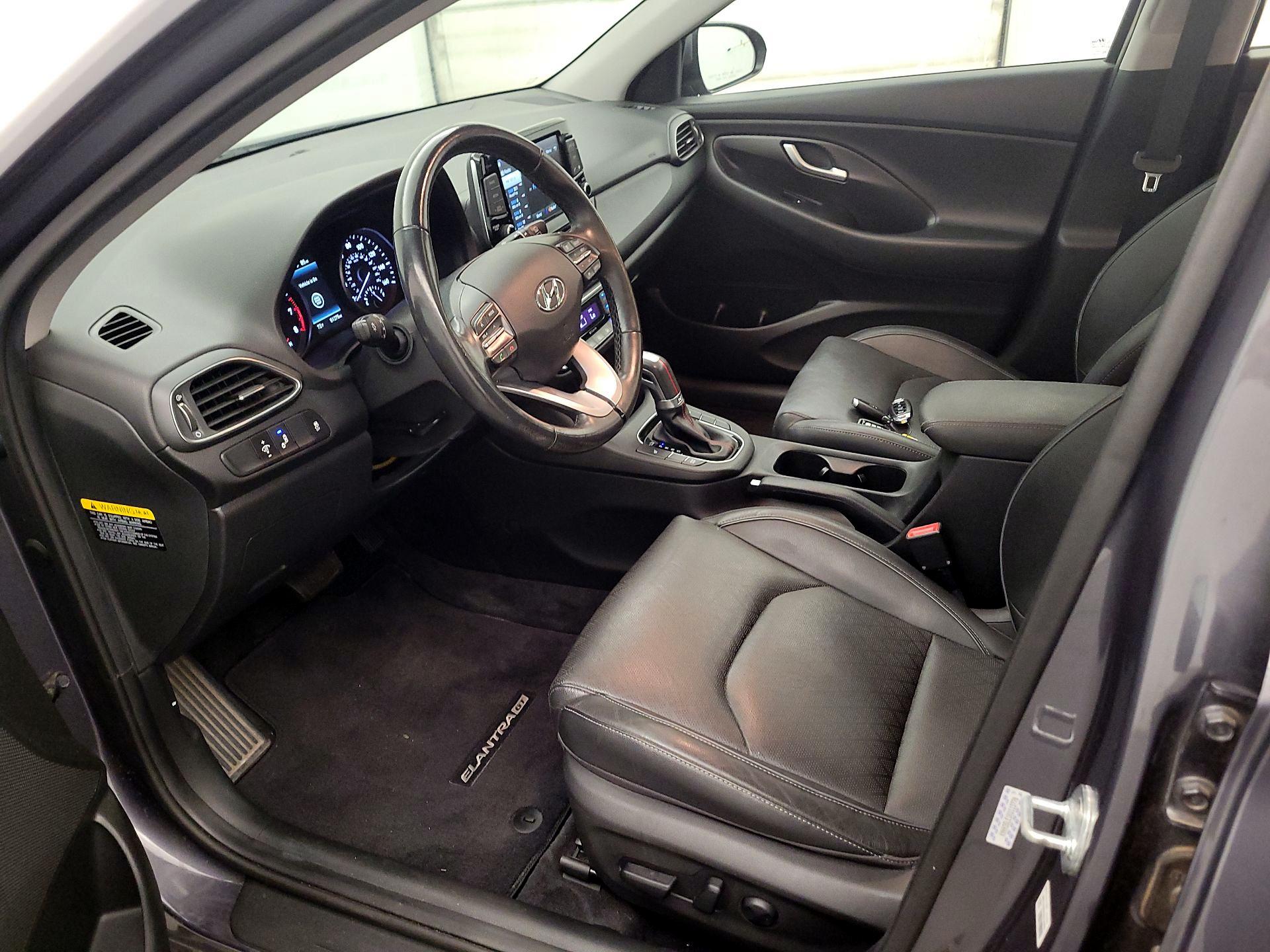 Thumbnail: 2019 Hyundai Elantra - 11