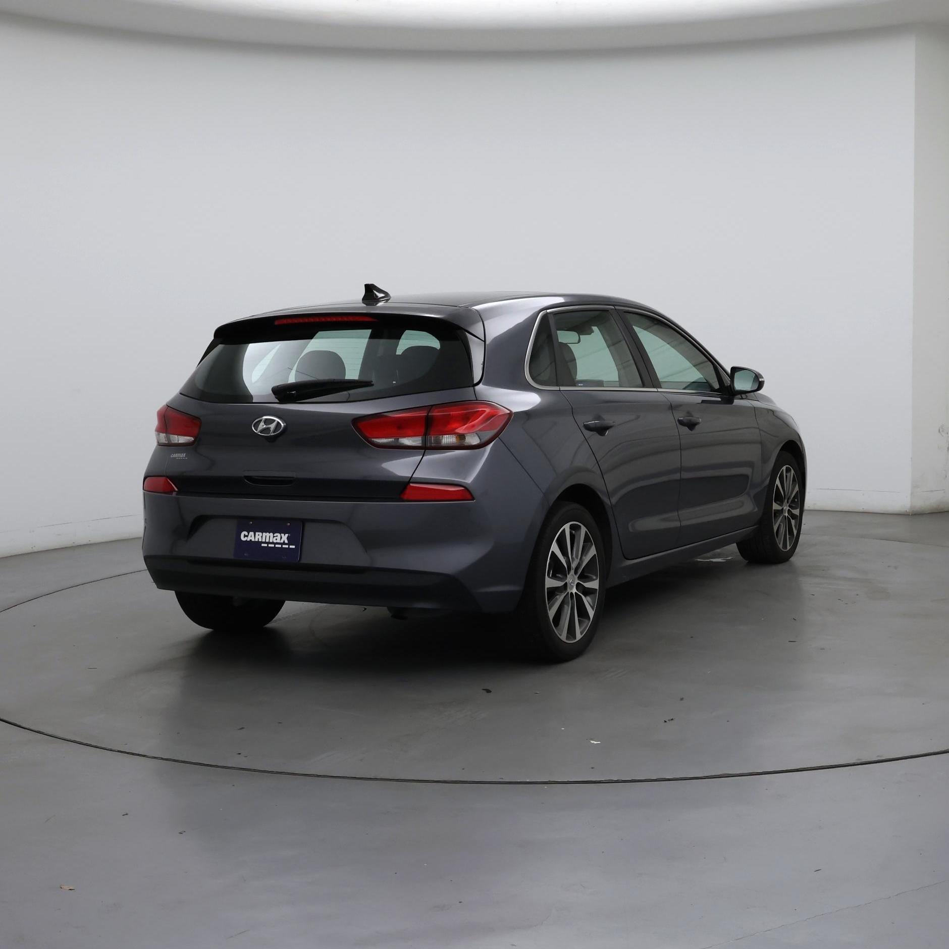 Thumbnail: 2019 Hyundai Elantra - 8