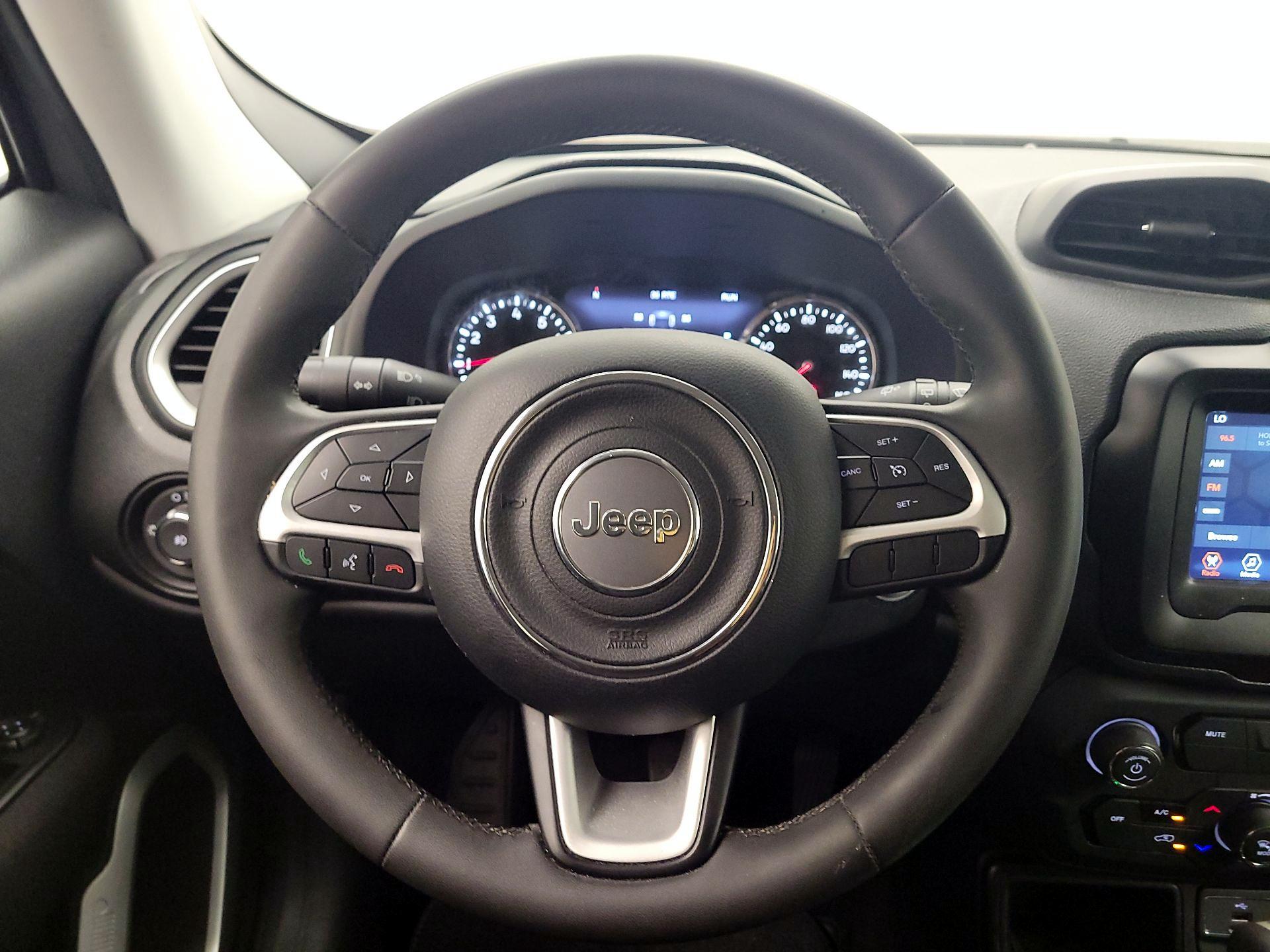 Thumbnail: 2021 Jeep Renegade - 10