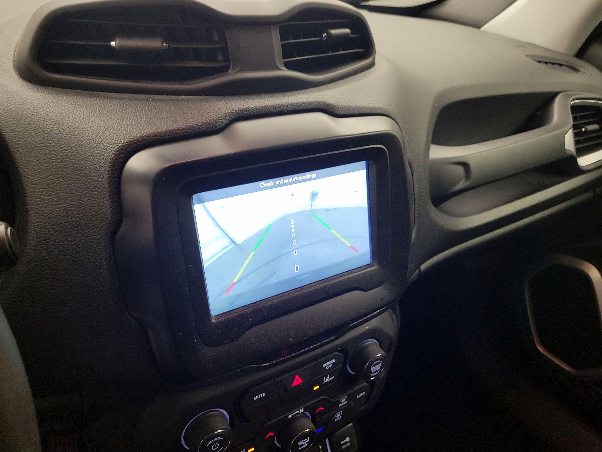 Thumbnail: 2021 Jeep Renegade - 14