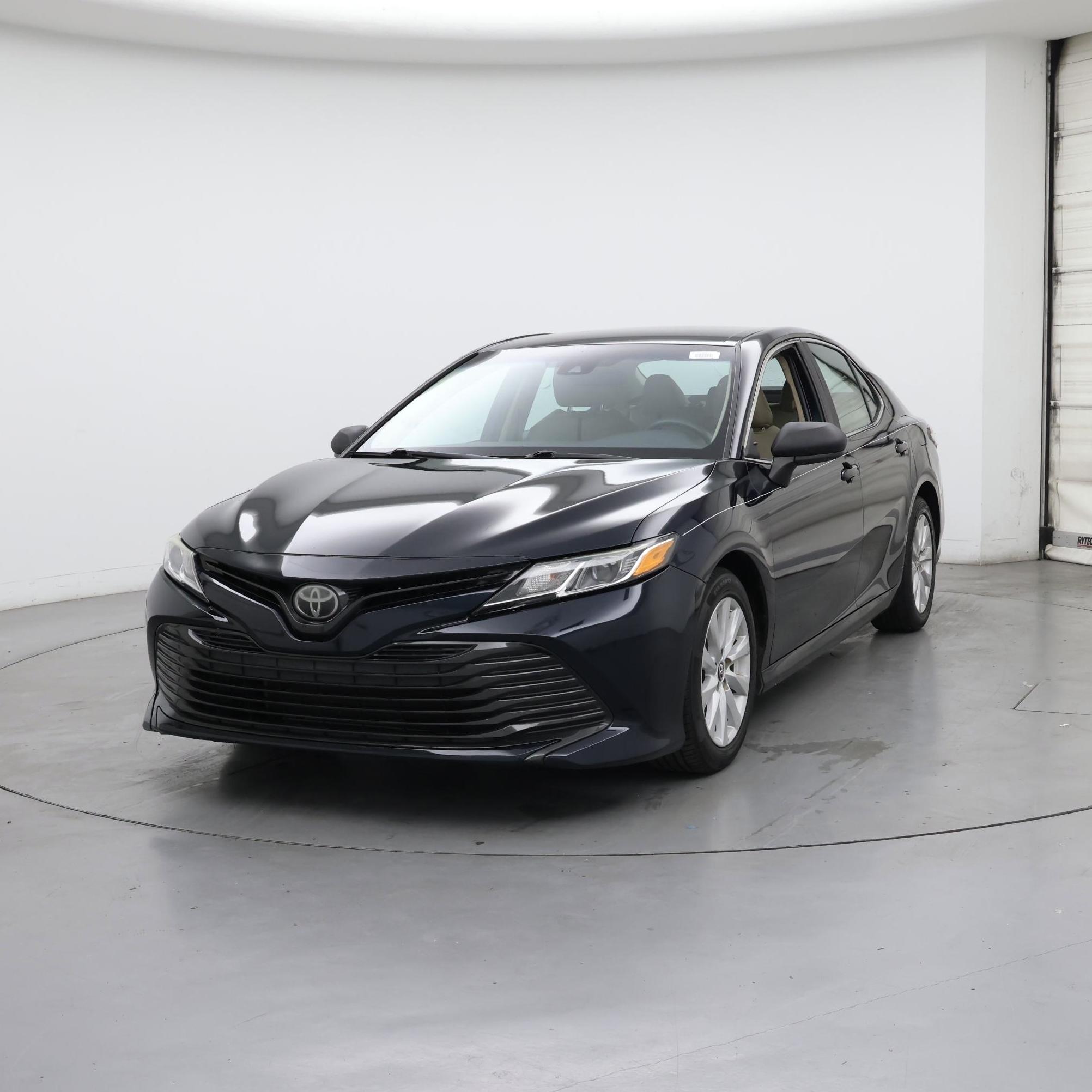 Thumbnail: 2019 Toyota Camry - 4